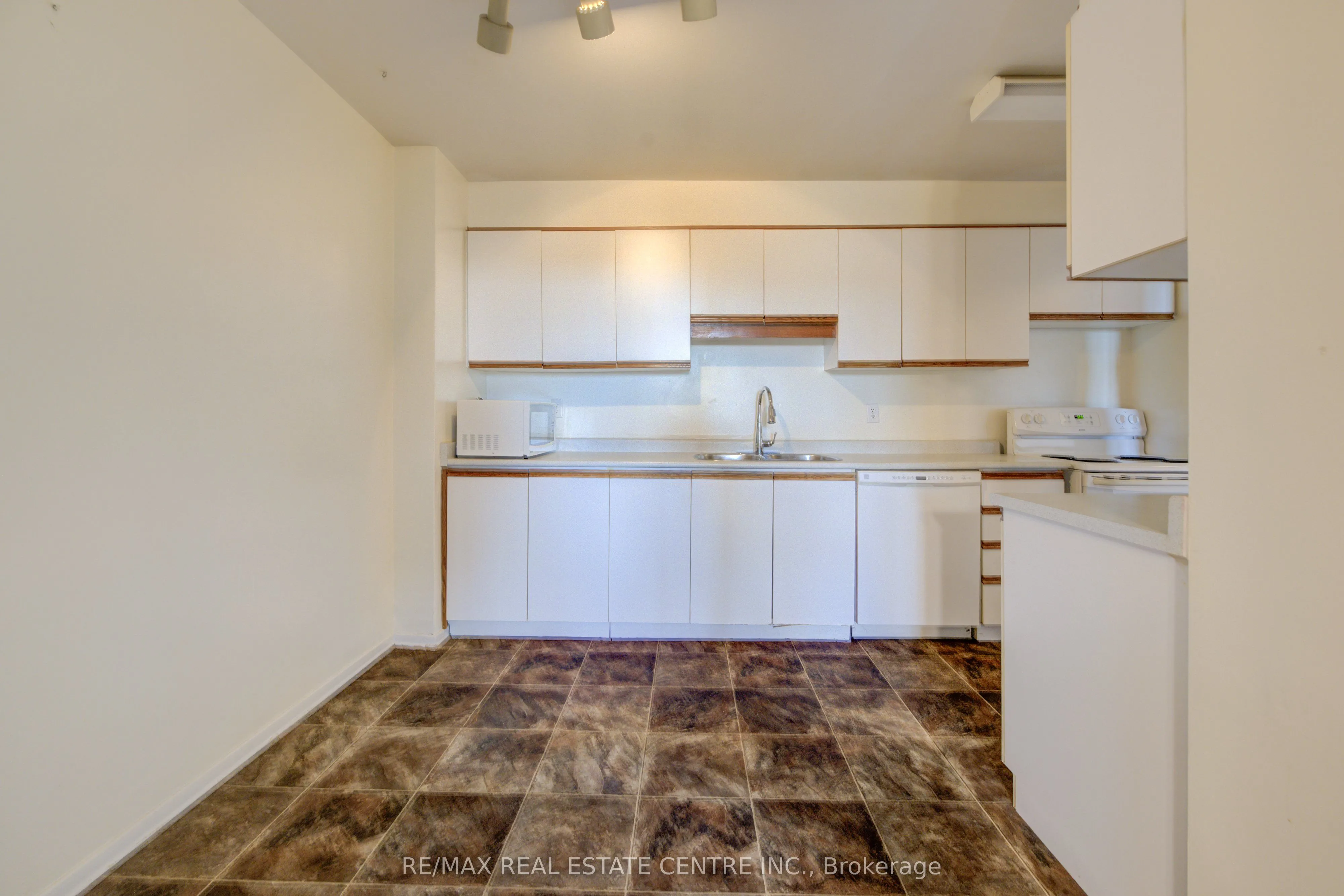716 The West Mall, #1109