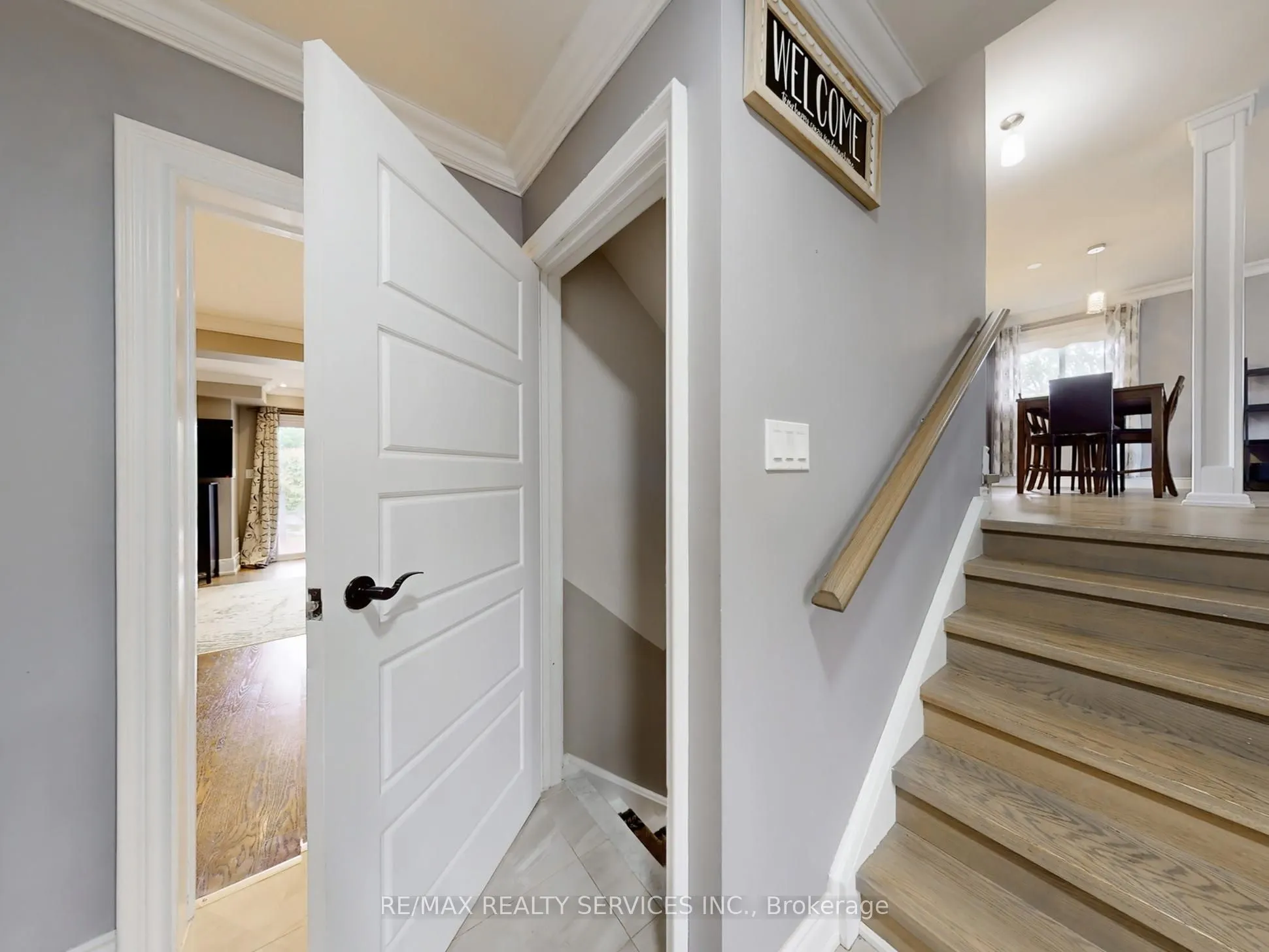53 Geneva Crescent