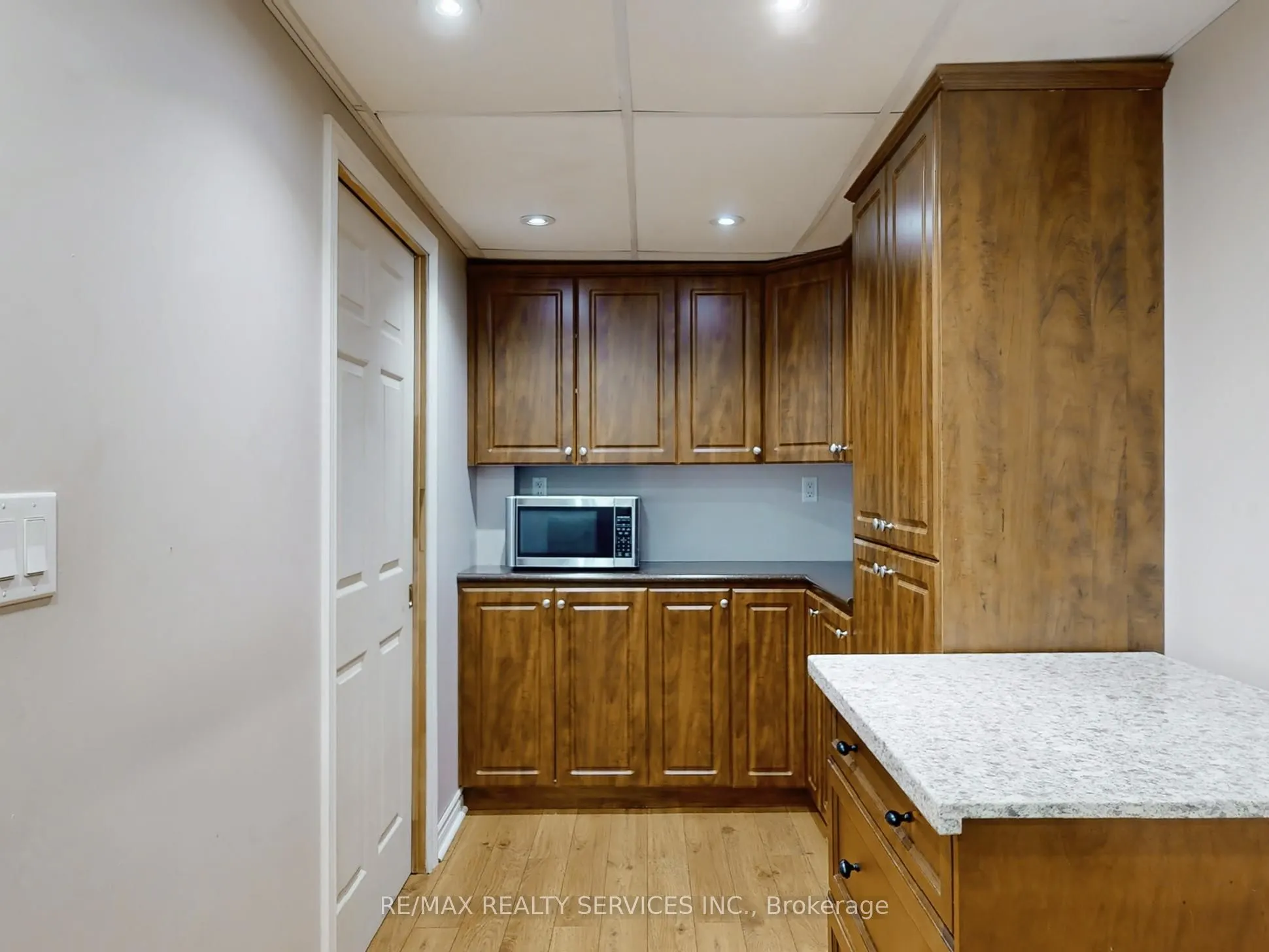 53 Geneva Crescent