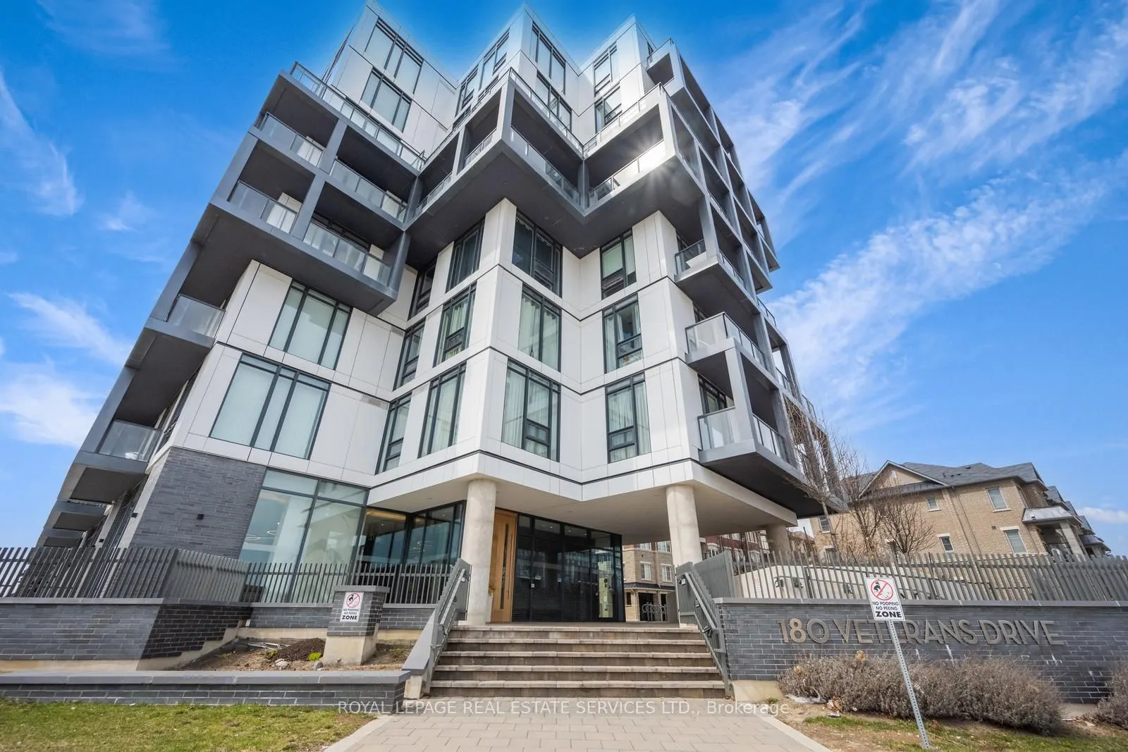 180 Veterans Drive, #502