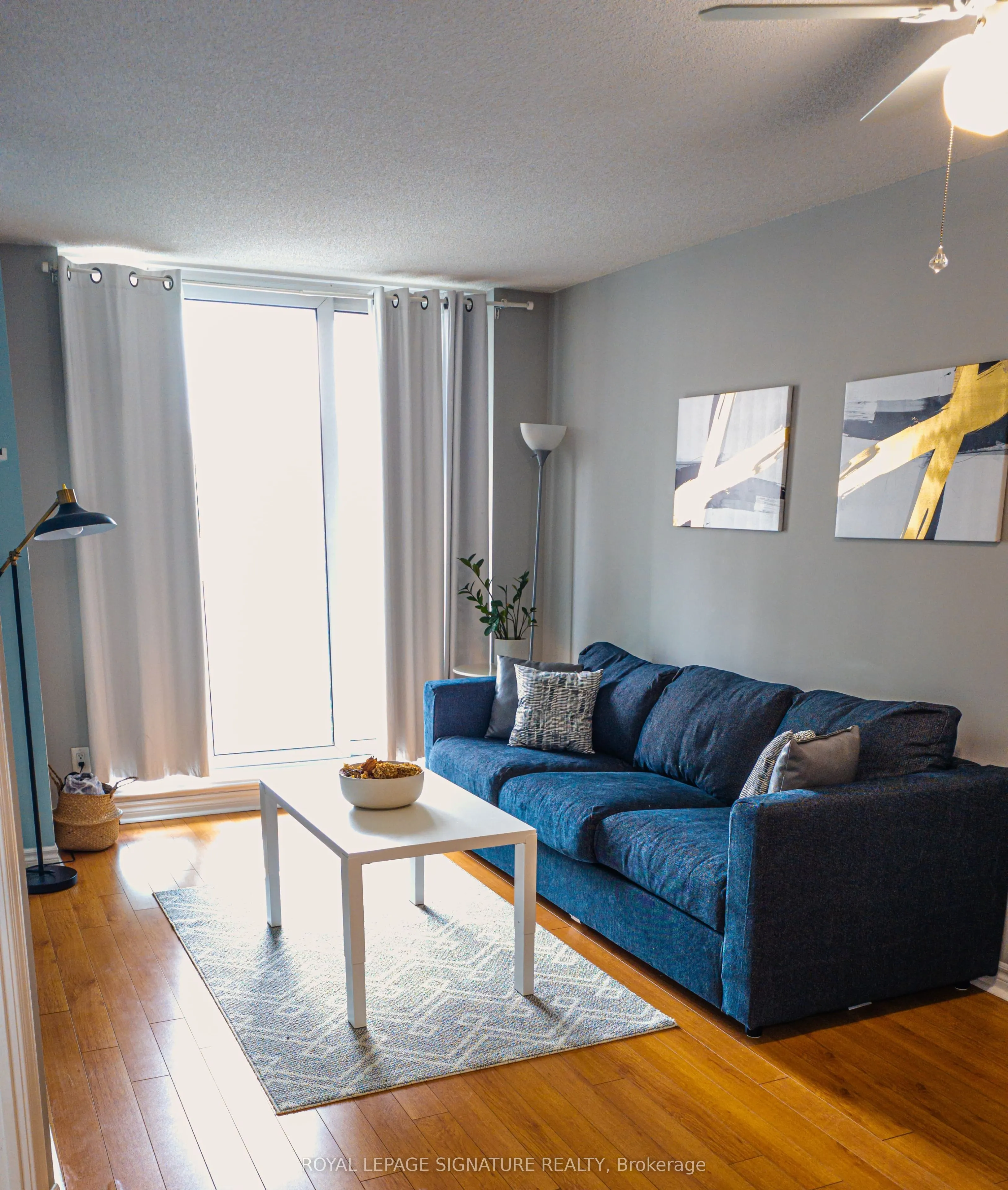 33 Elm Drive, #1007