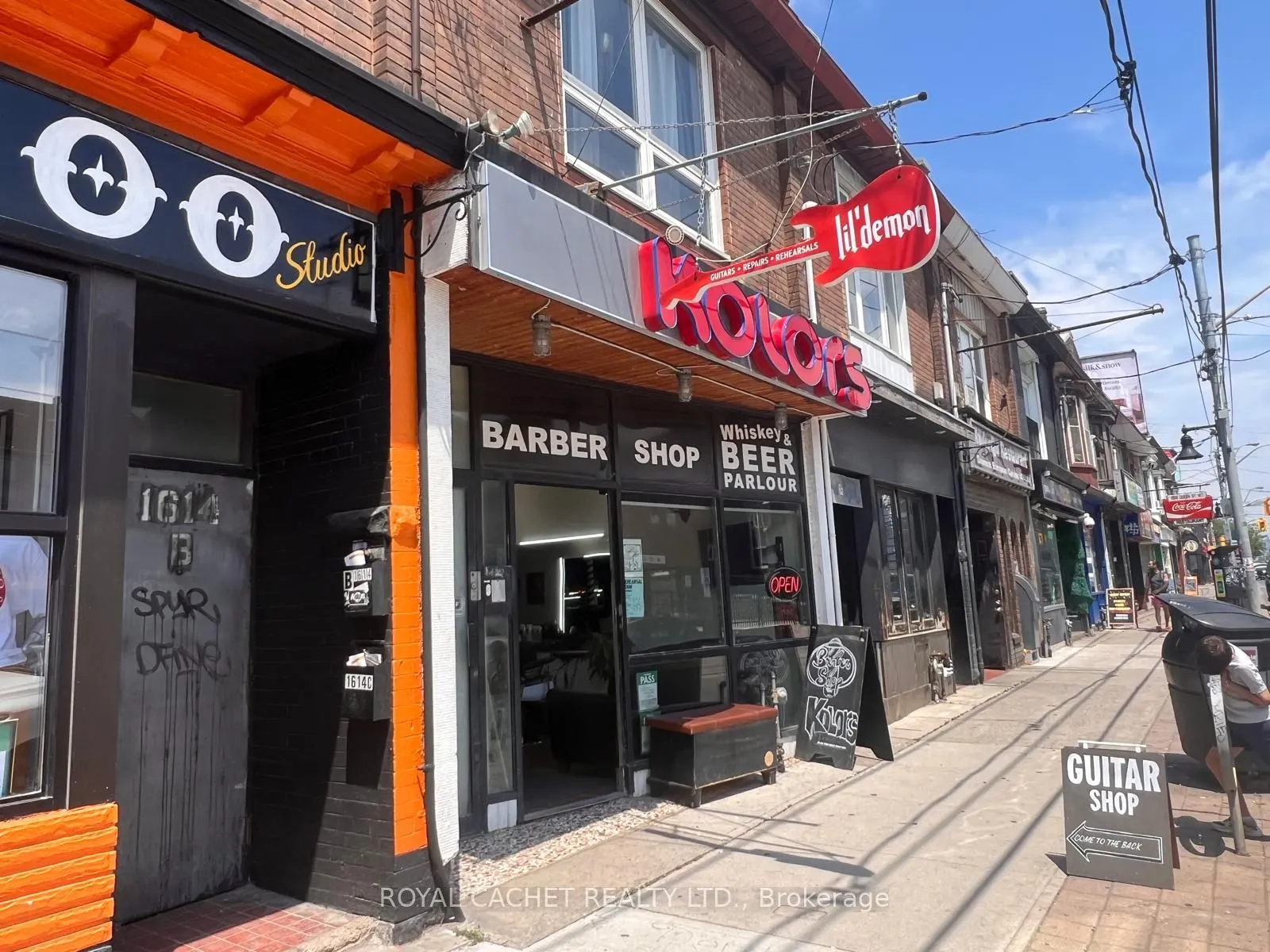 1612 Queen Street W