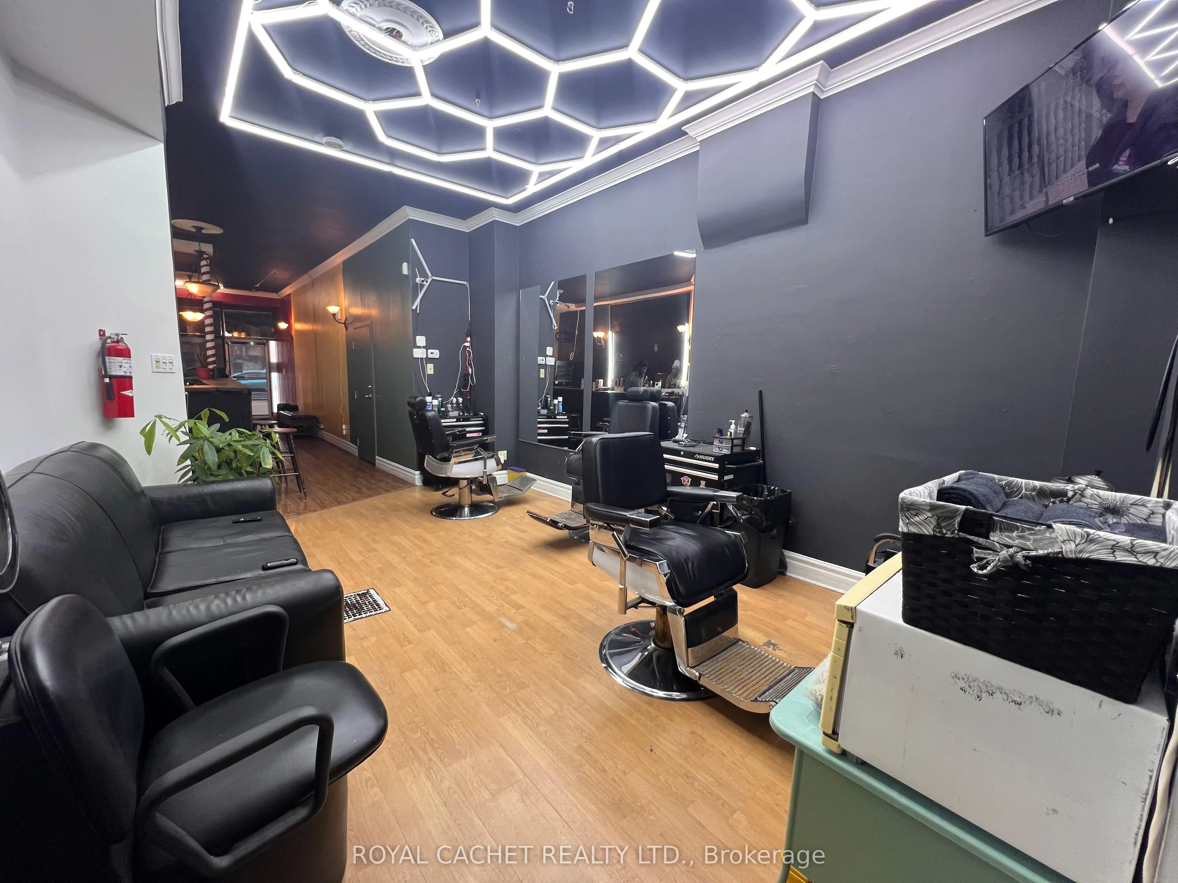1612 Queen Street W