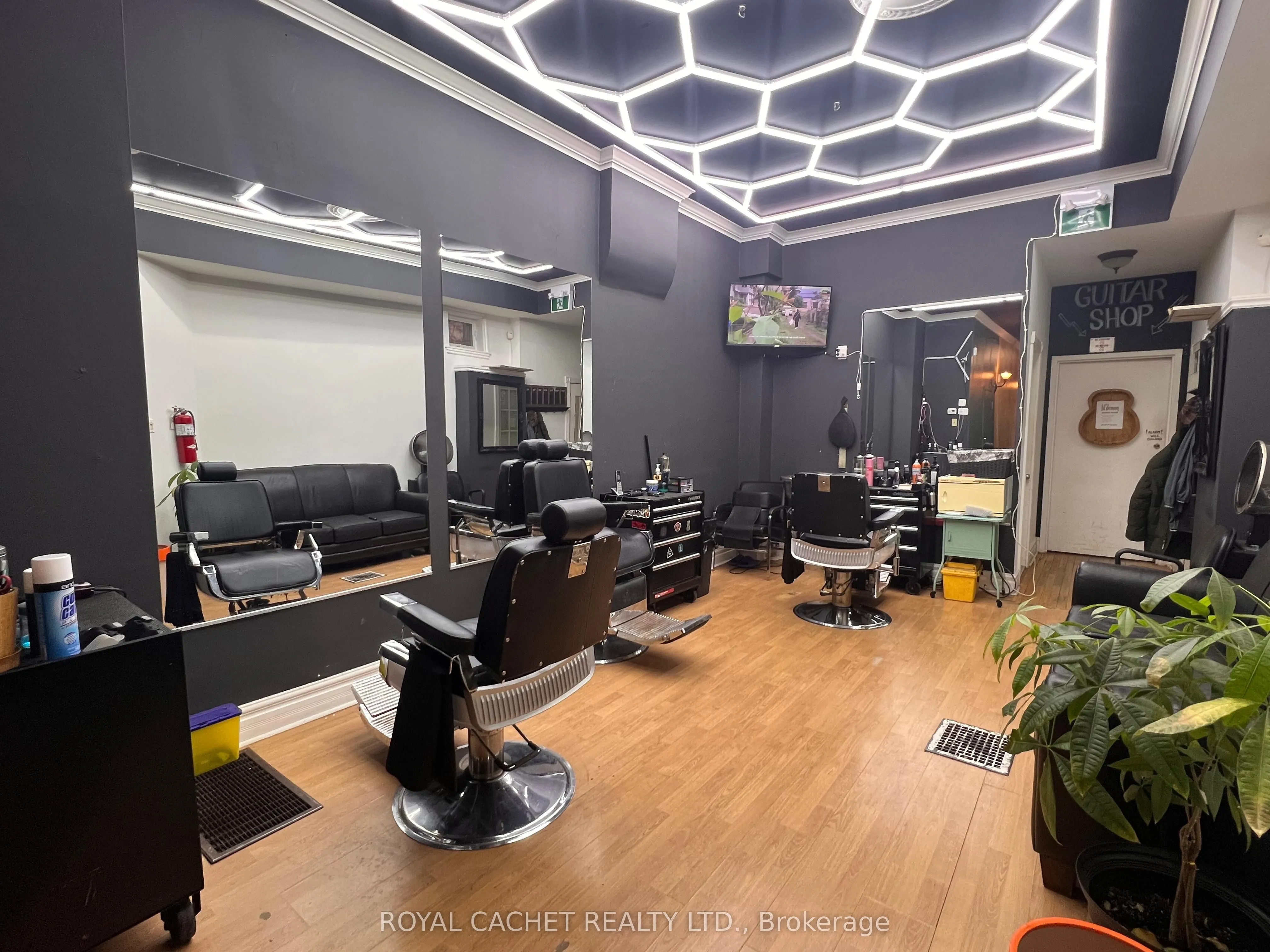 1612 Queen Street W