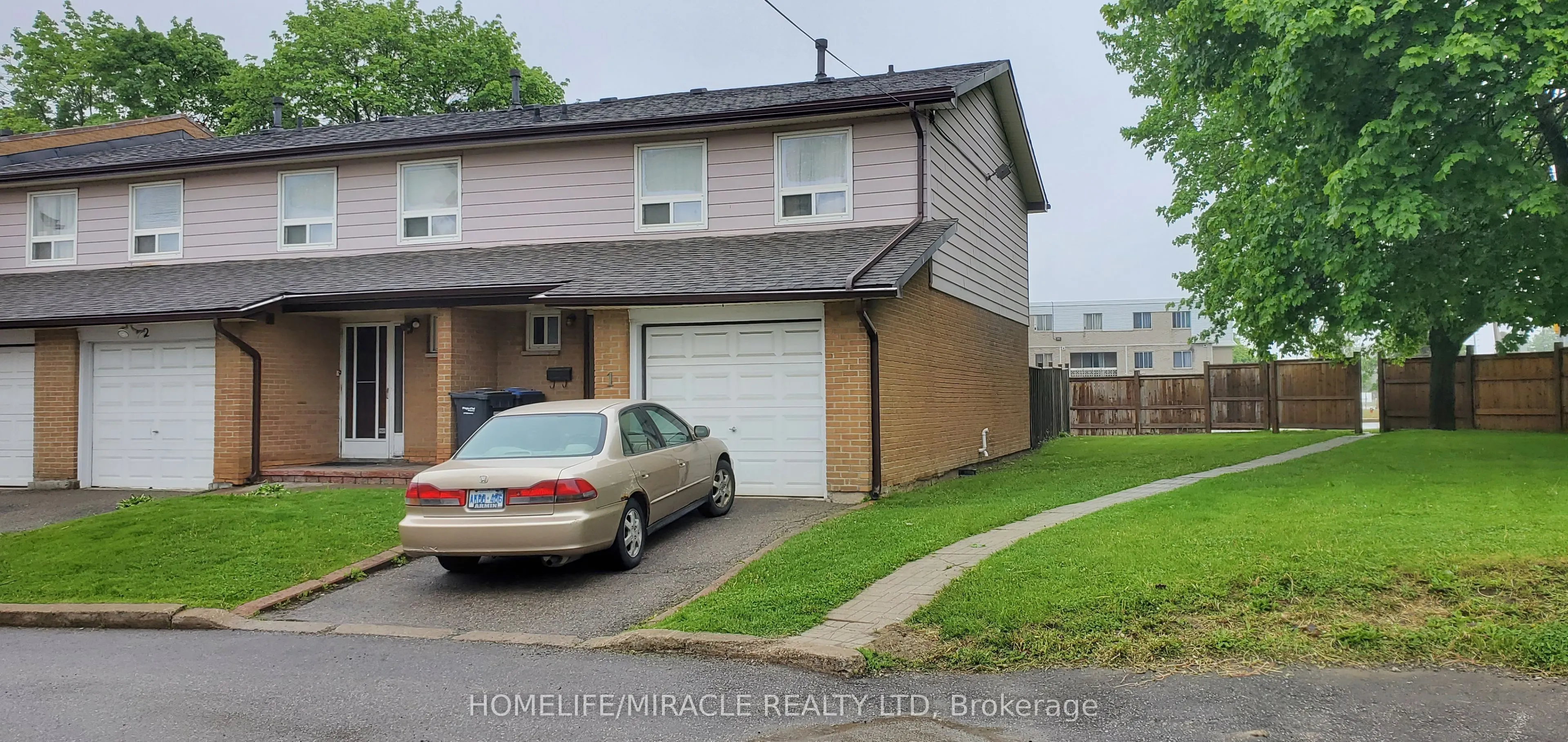 3525 Brandon Gate, #1