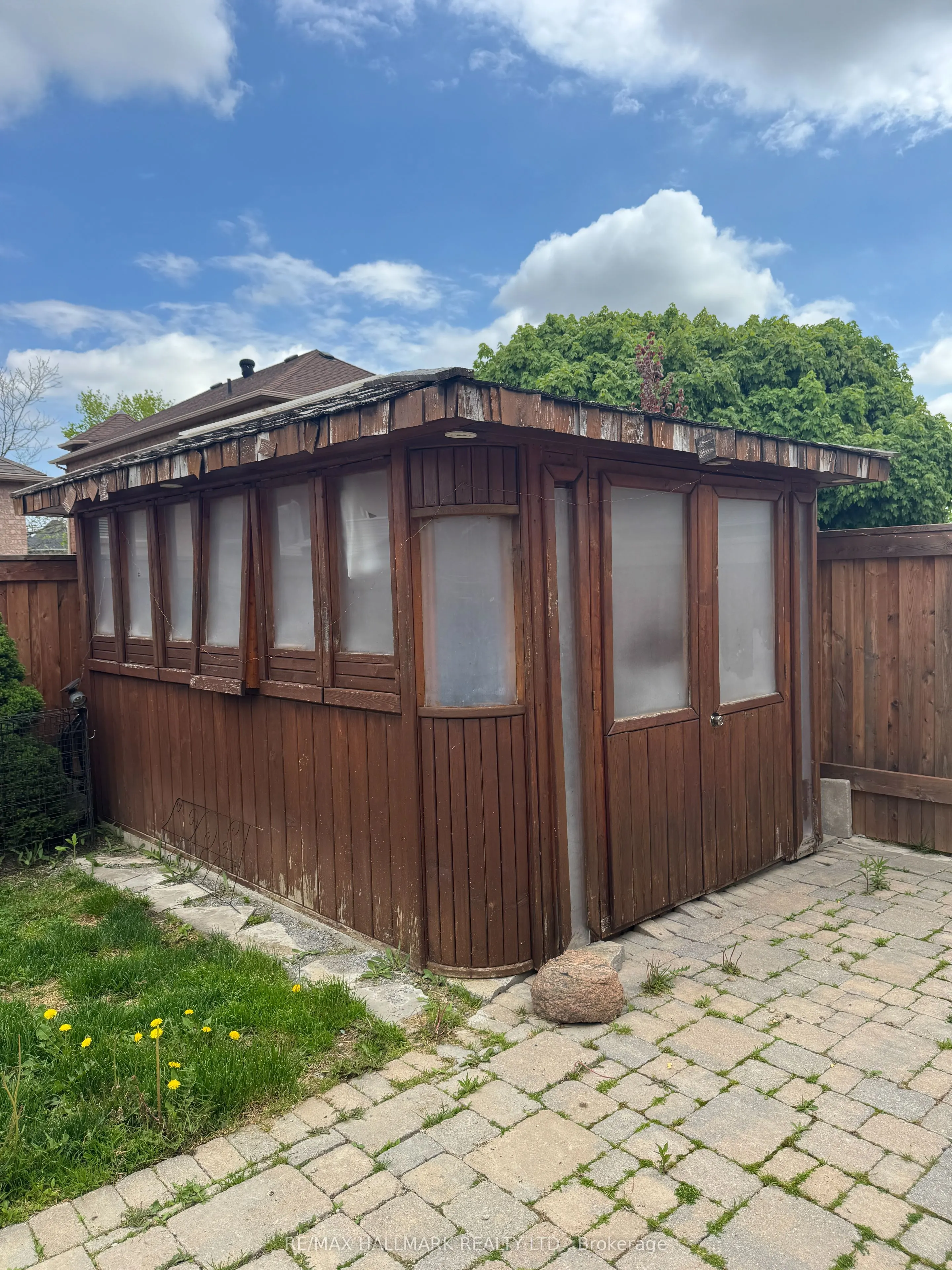 203 Landsbridge Street