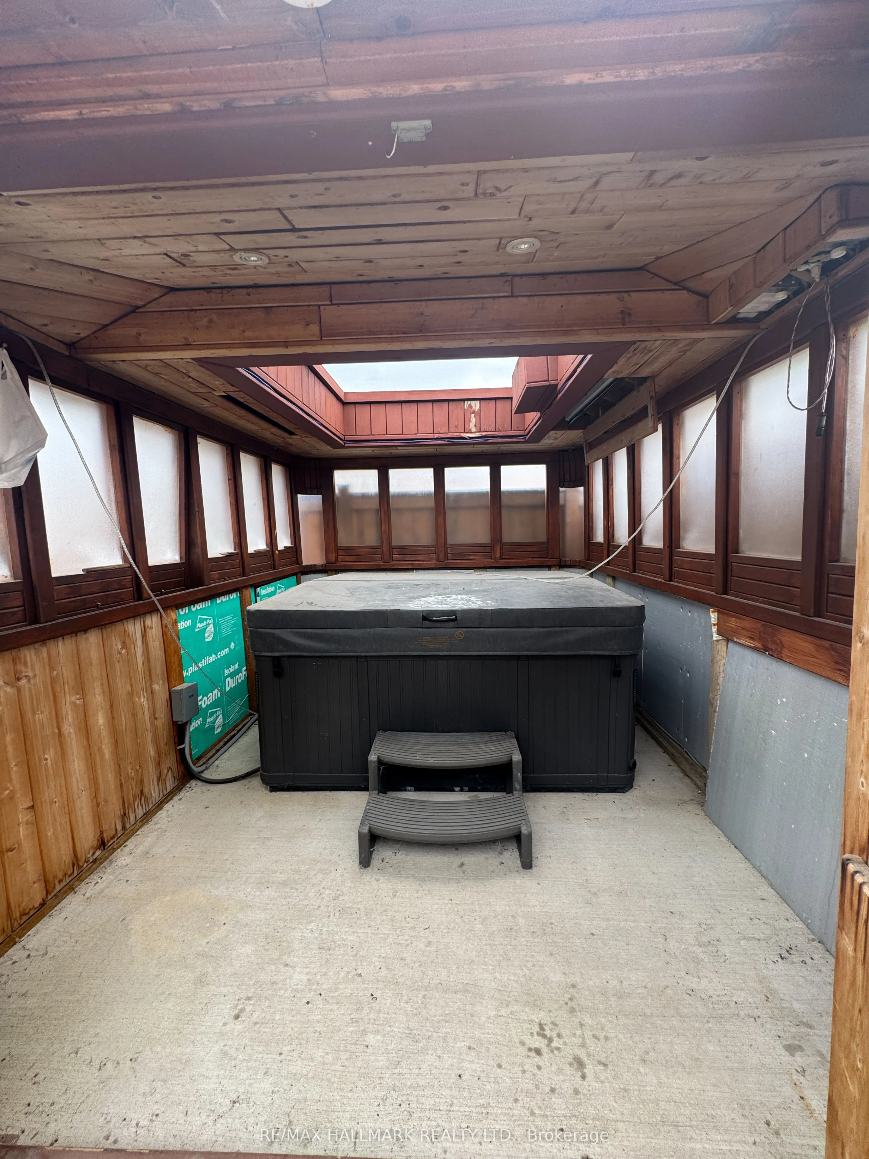 203 Landsbridge Street