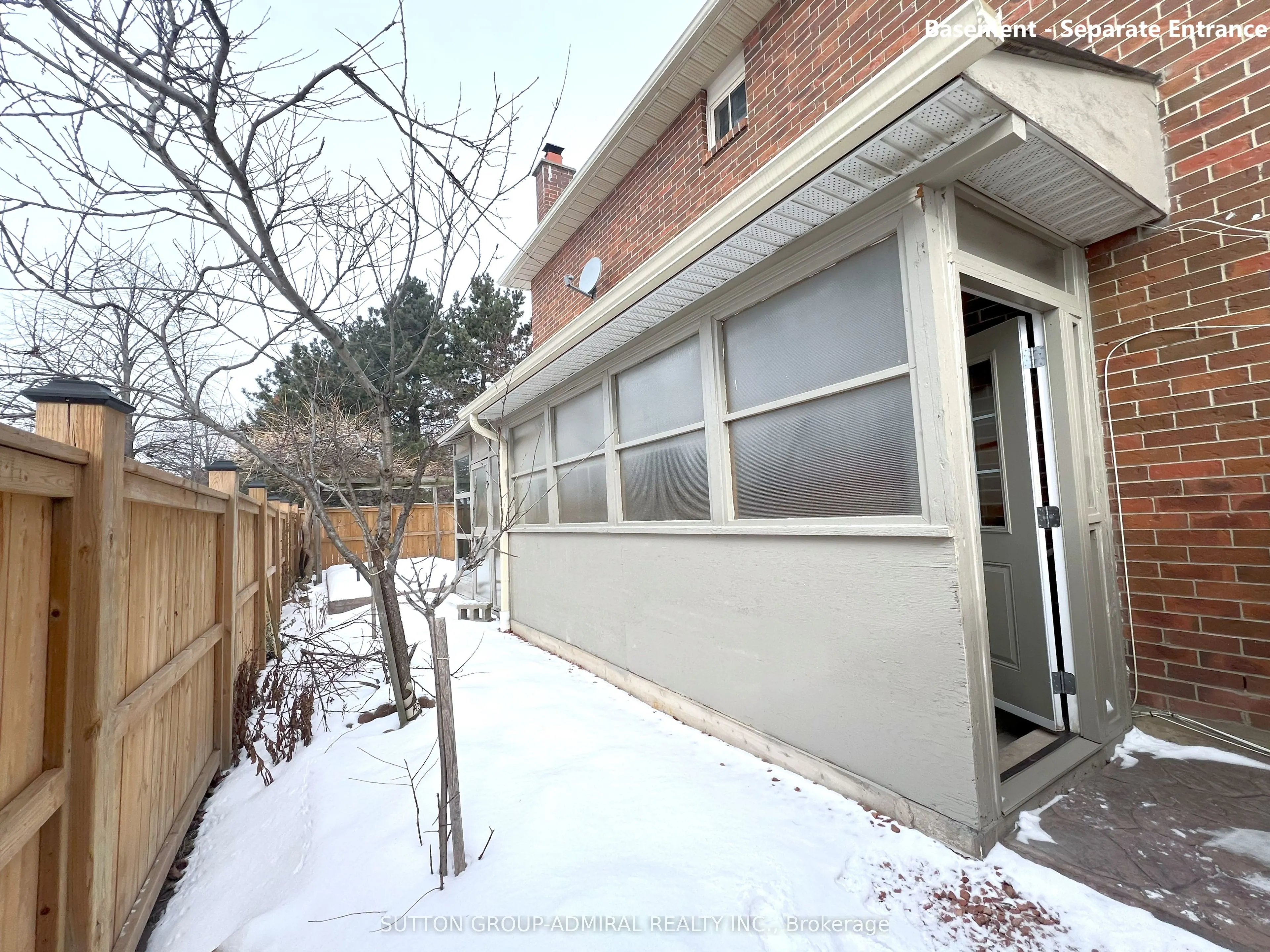 99 Castlehill Road