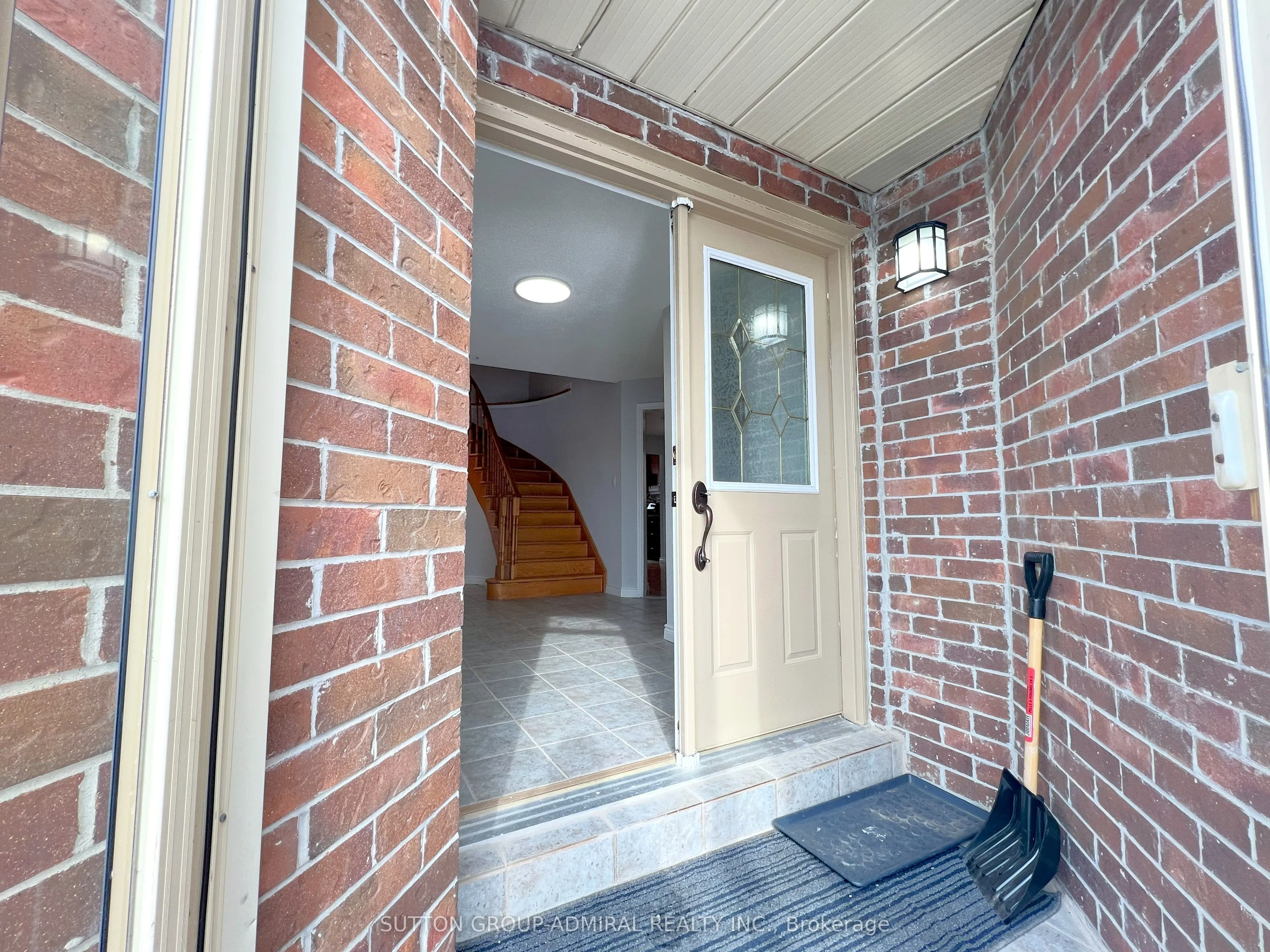 99 Castlehill Road