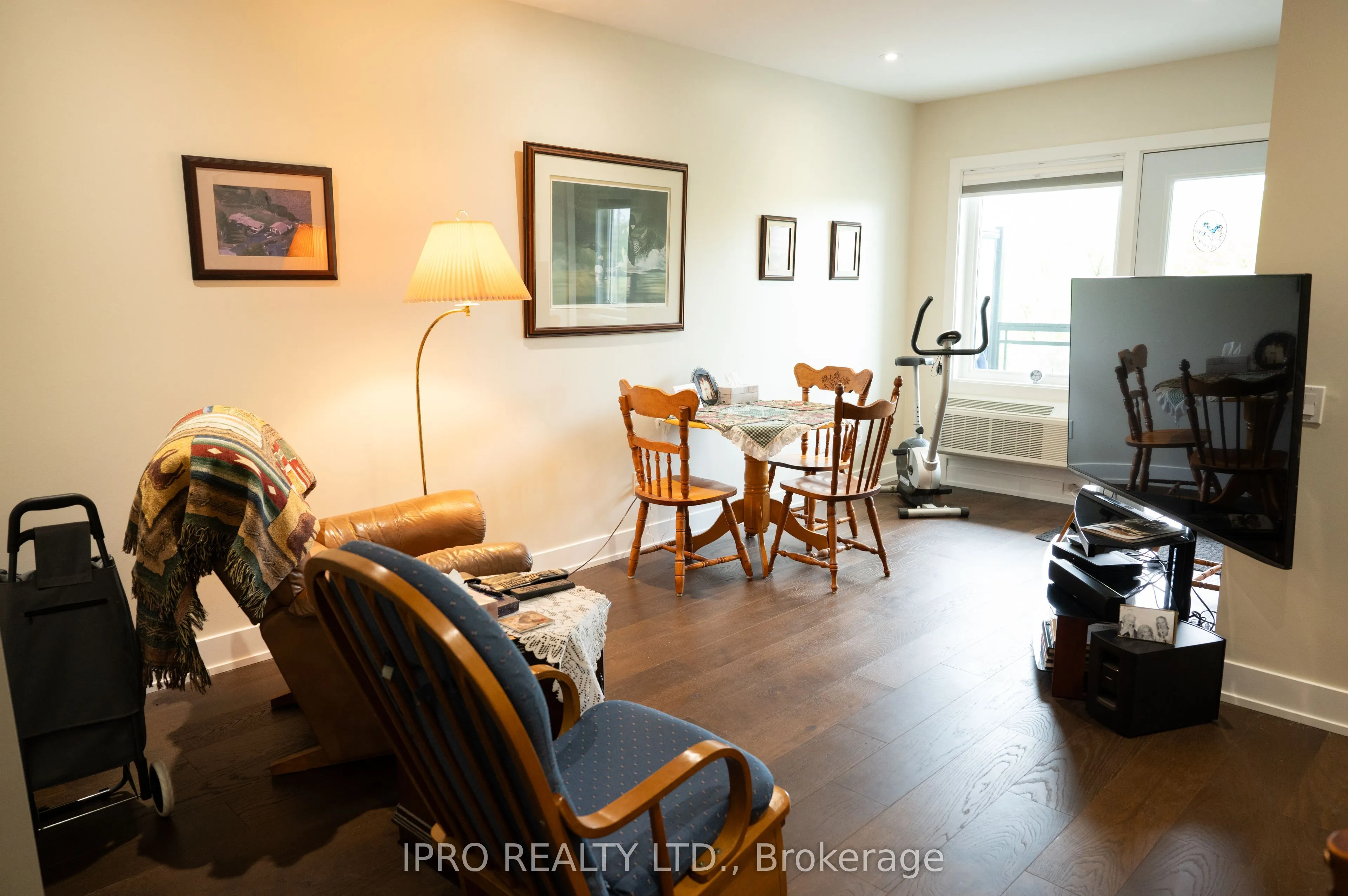 310 Broadway Avenue, #103