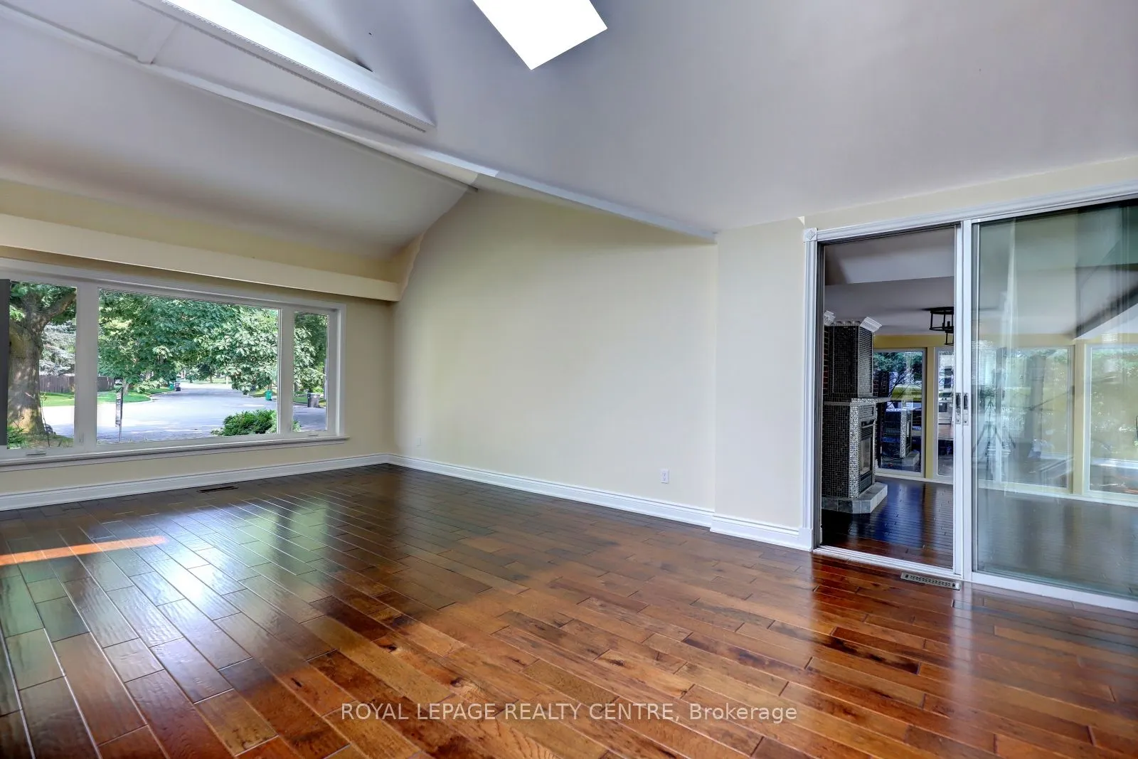 753 Fletcher Valley Crescent