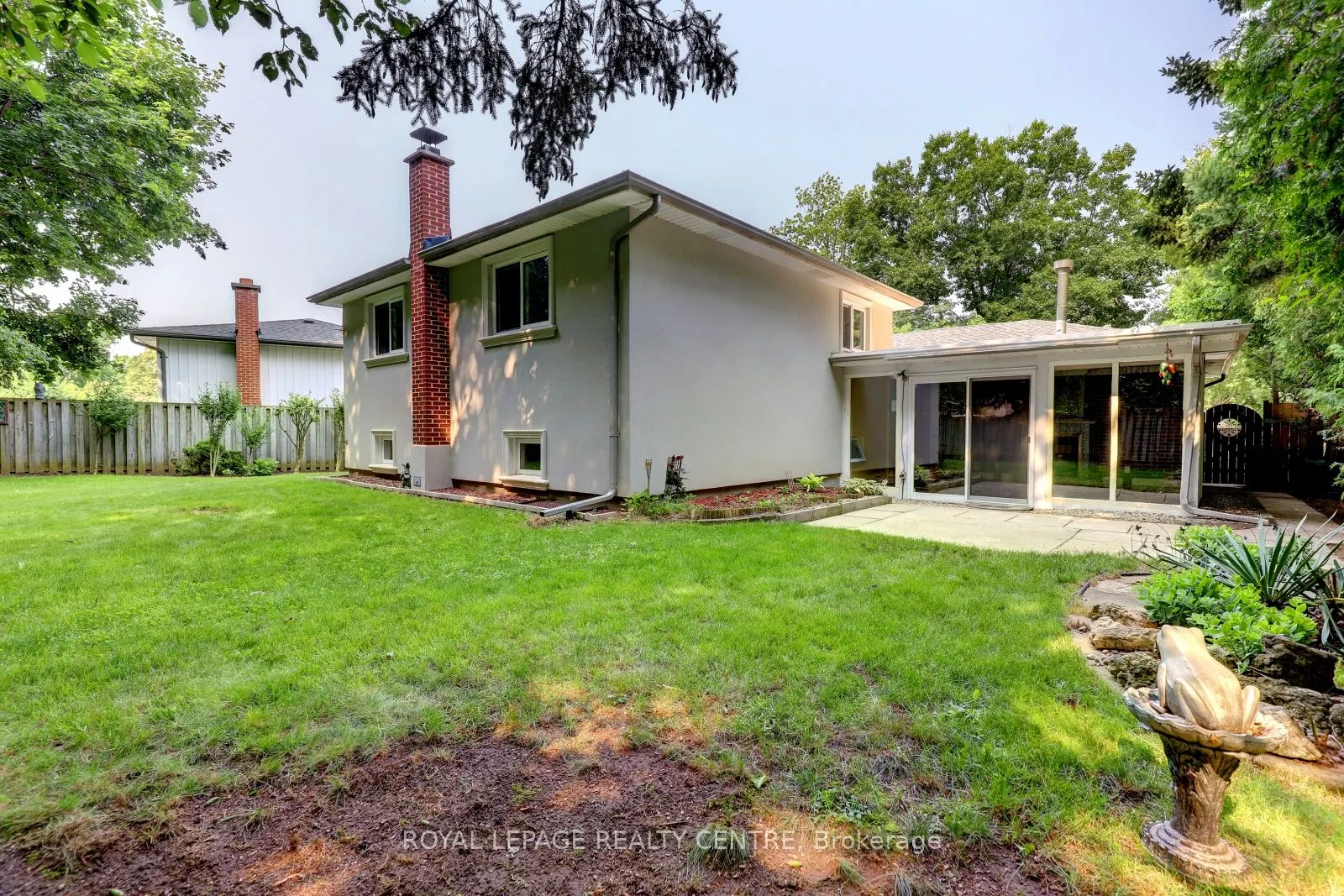 753 Fletcher Valley Crescent