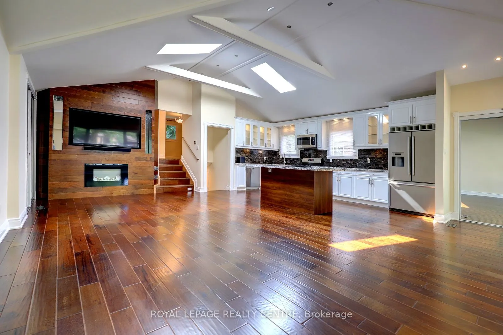 753 Fletcher Valley Crescent