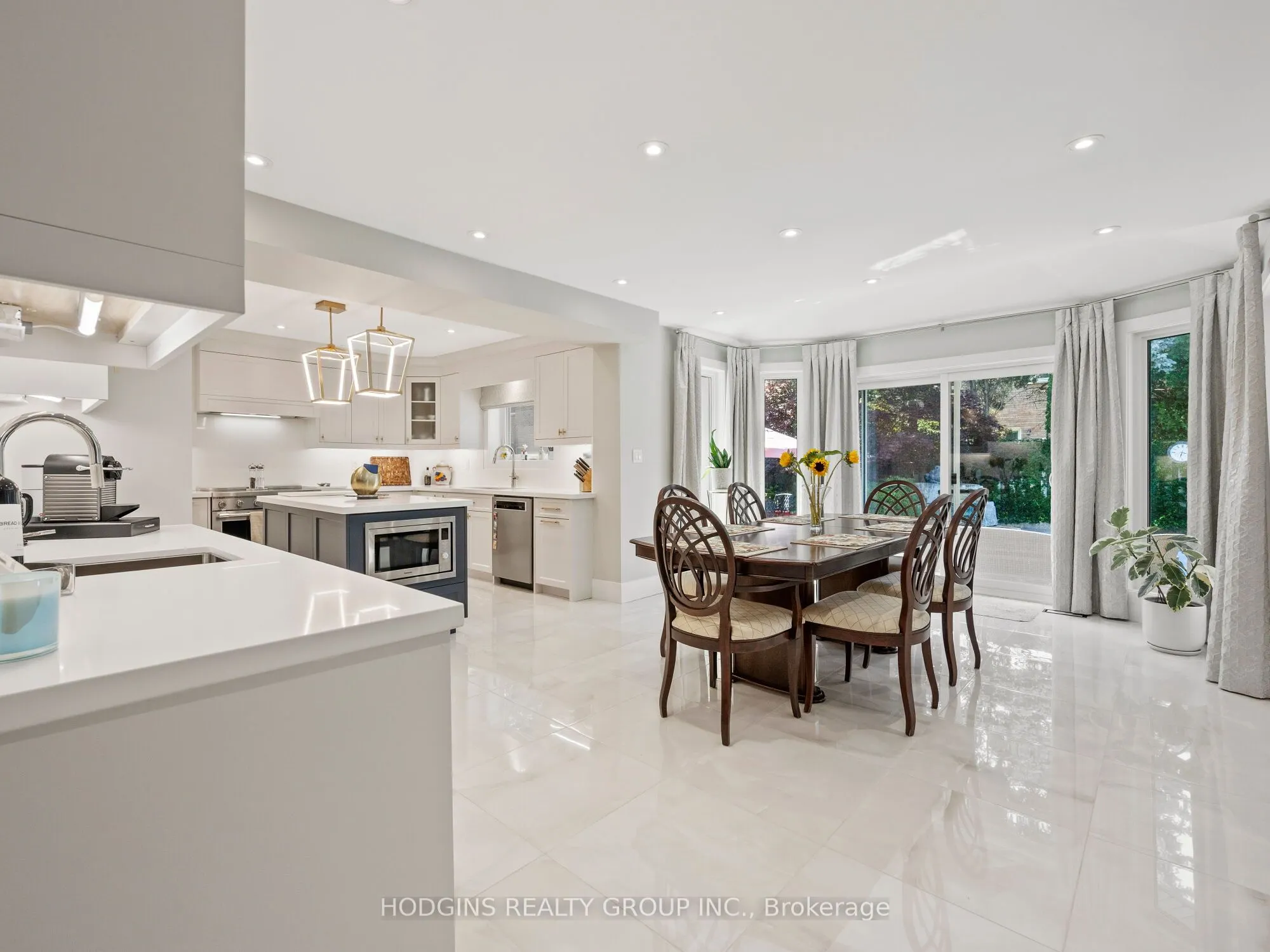 1816 Paddock Crescent