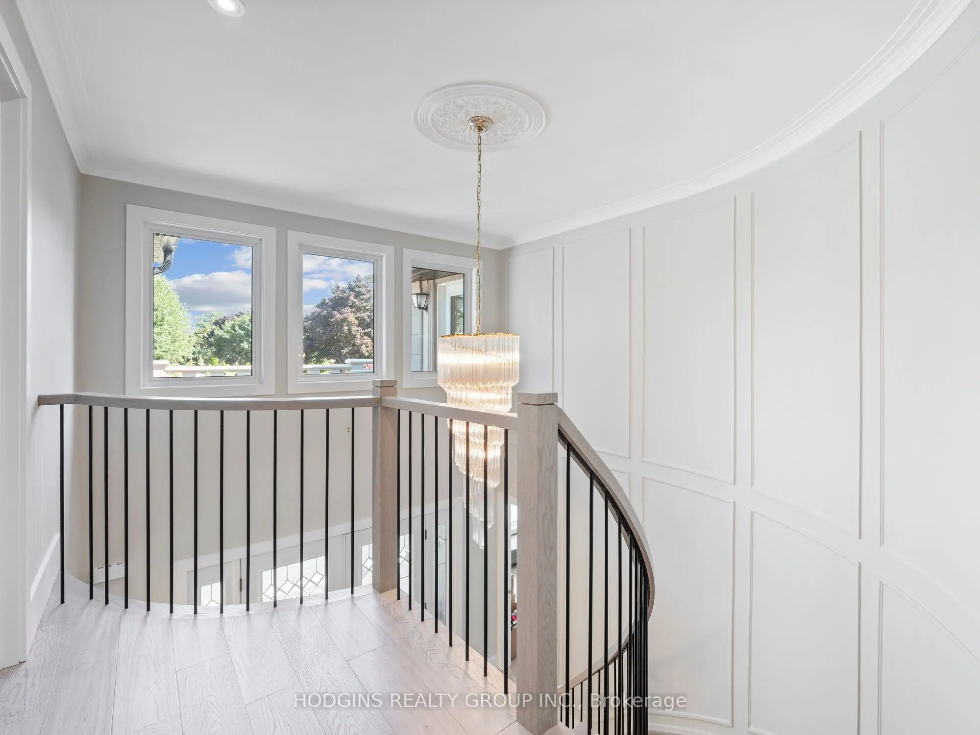 1816 Paddock Crescent