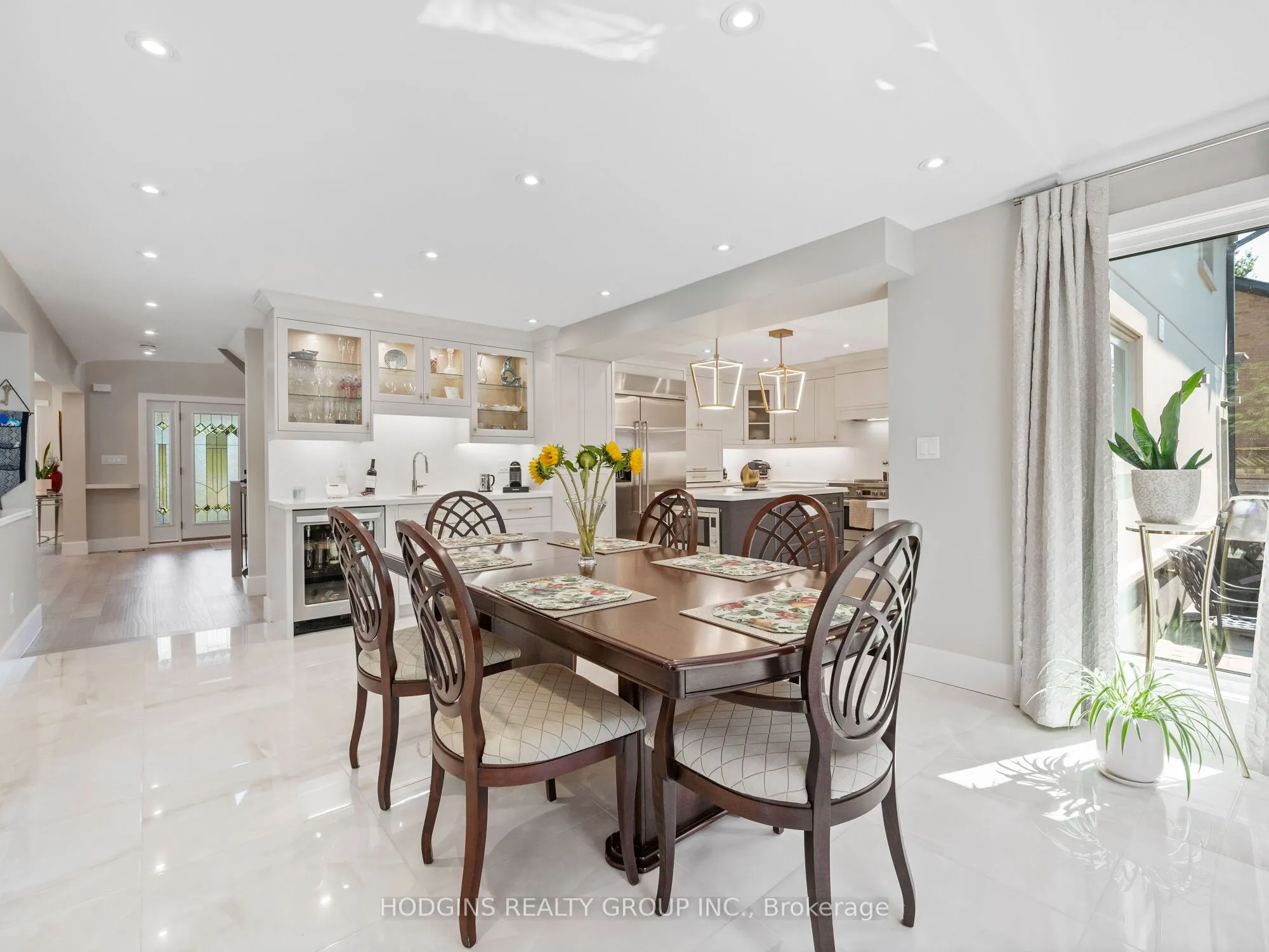 1816 Paddock Crescent