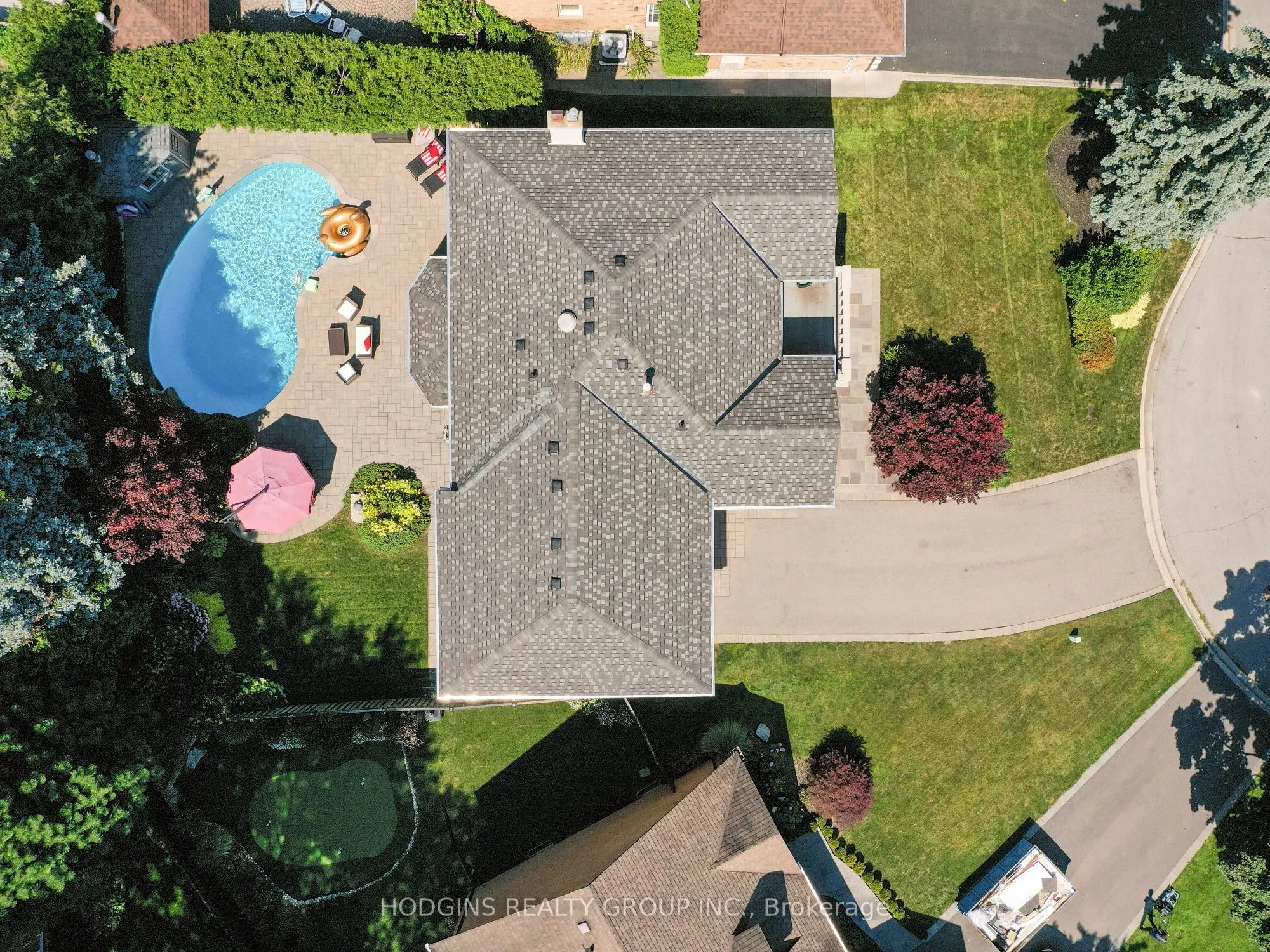 1816 Paddock Crescent