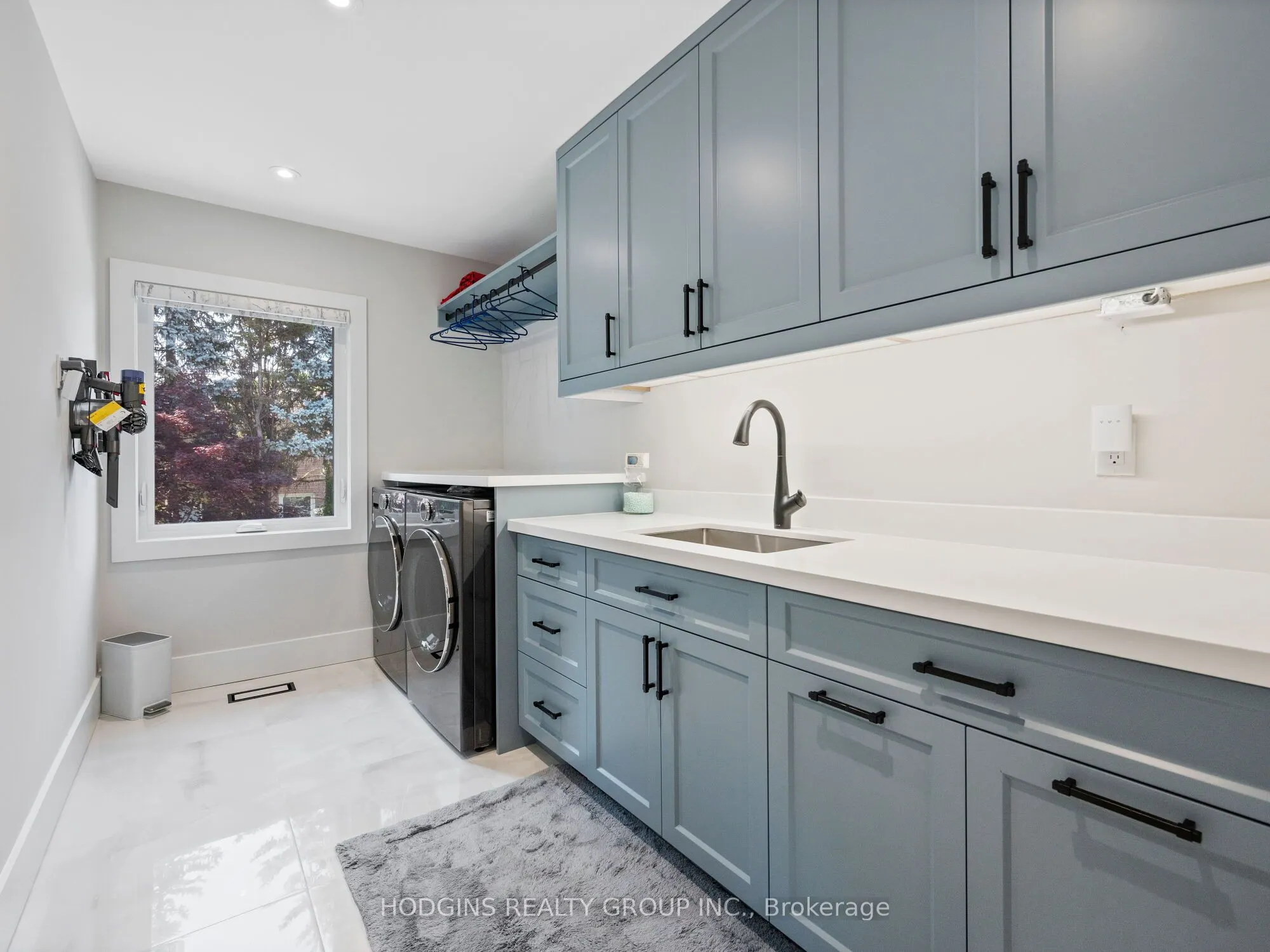 1816 Paddock Crescent