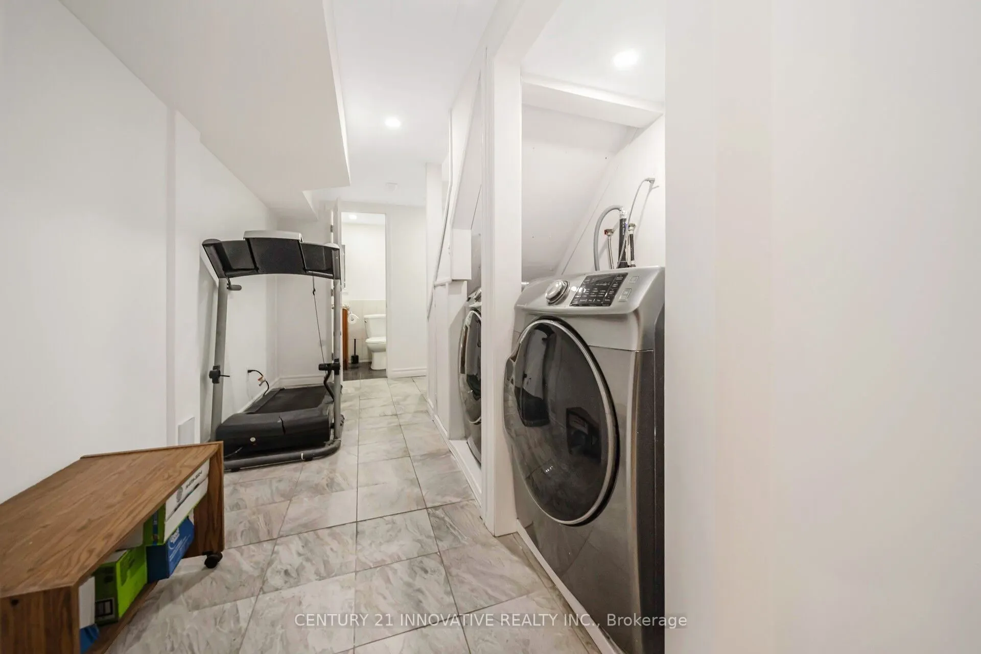 3175 Kirwin Avenue, #5
