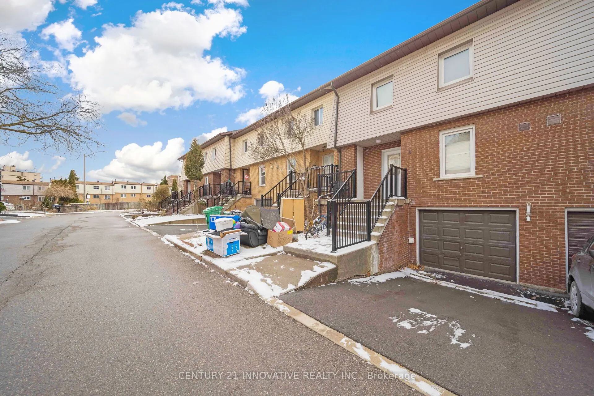 3175 Kirwin Avenue, #5