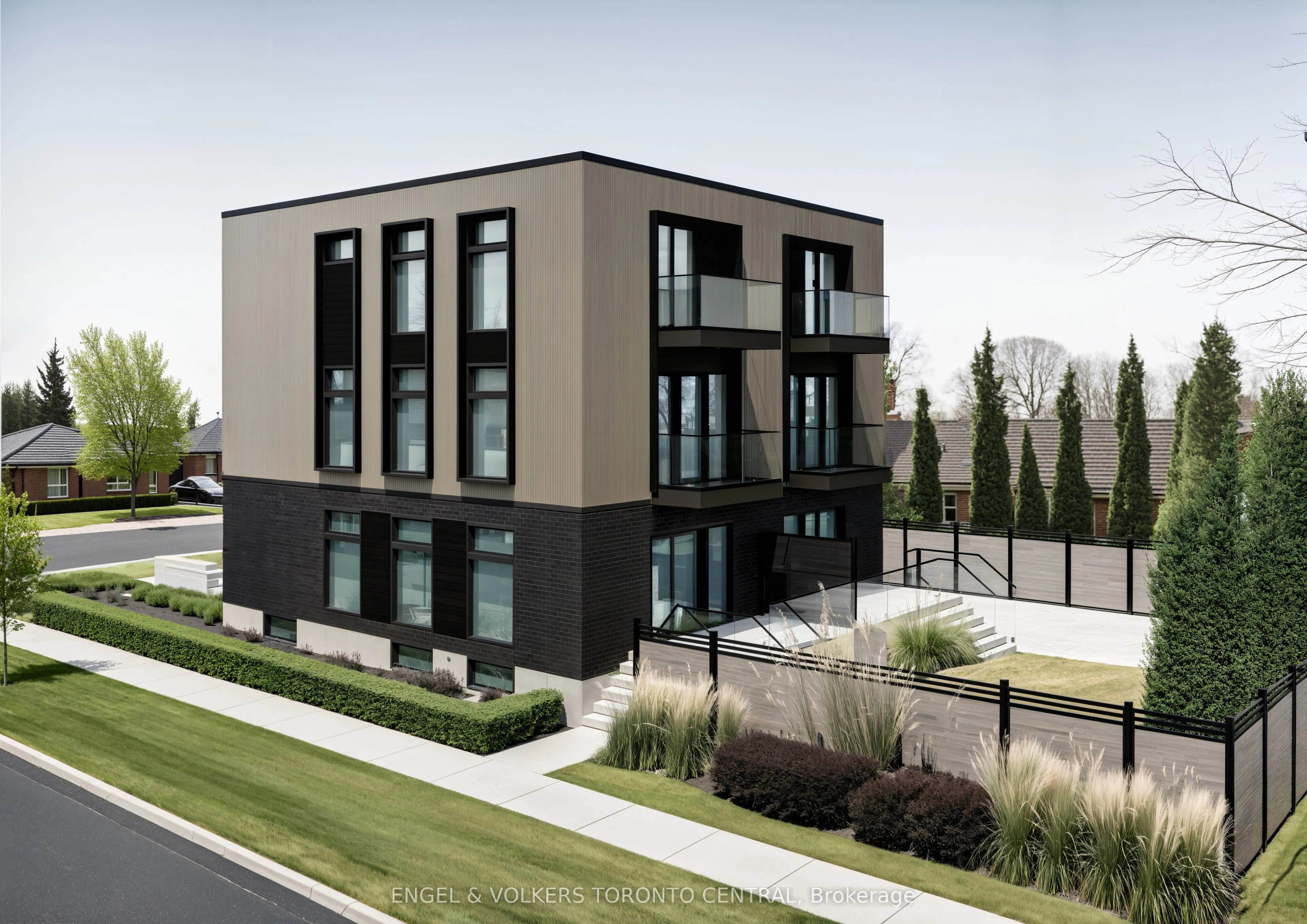 276 Lanor Avenue, #B