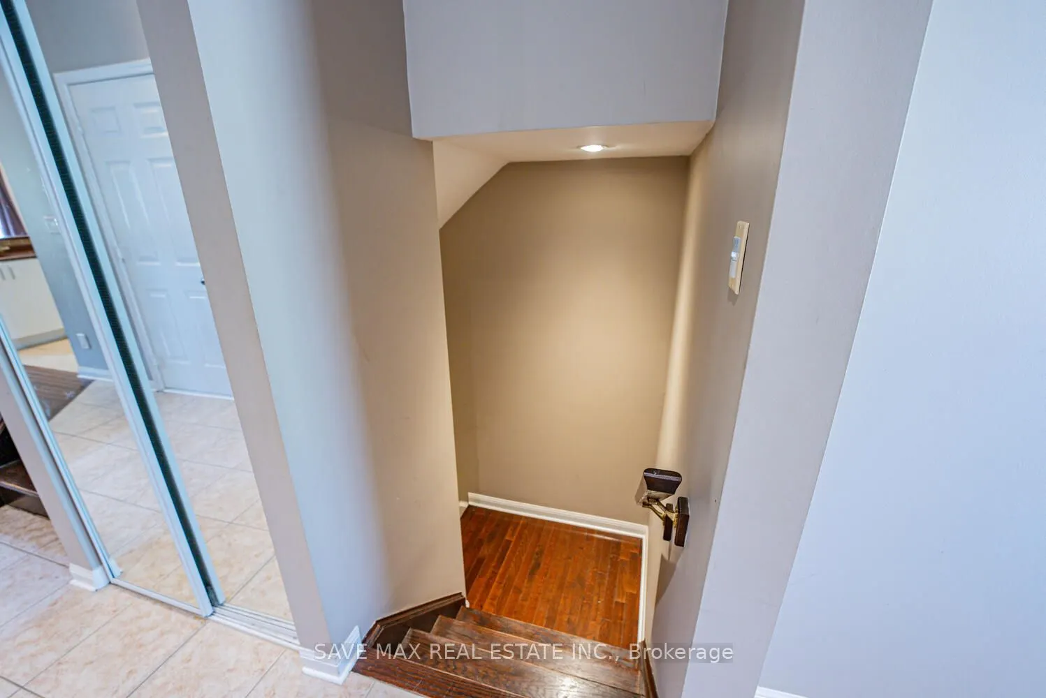 2270 Britania Road W, #18