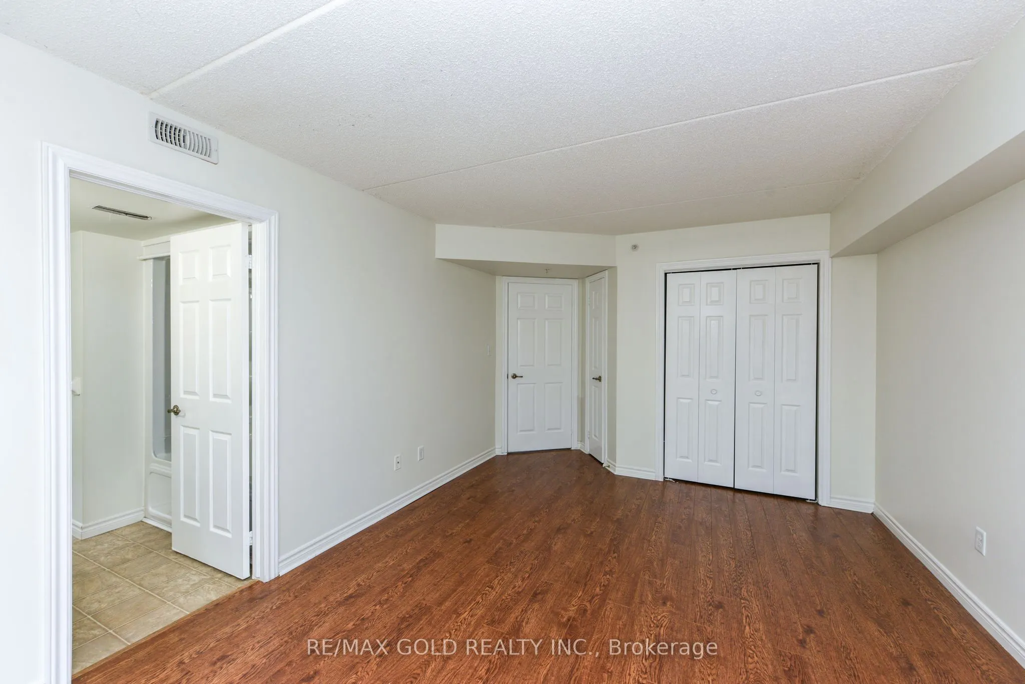 1471 Maple Avenue #112