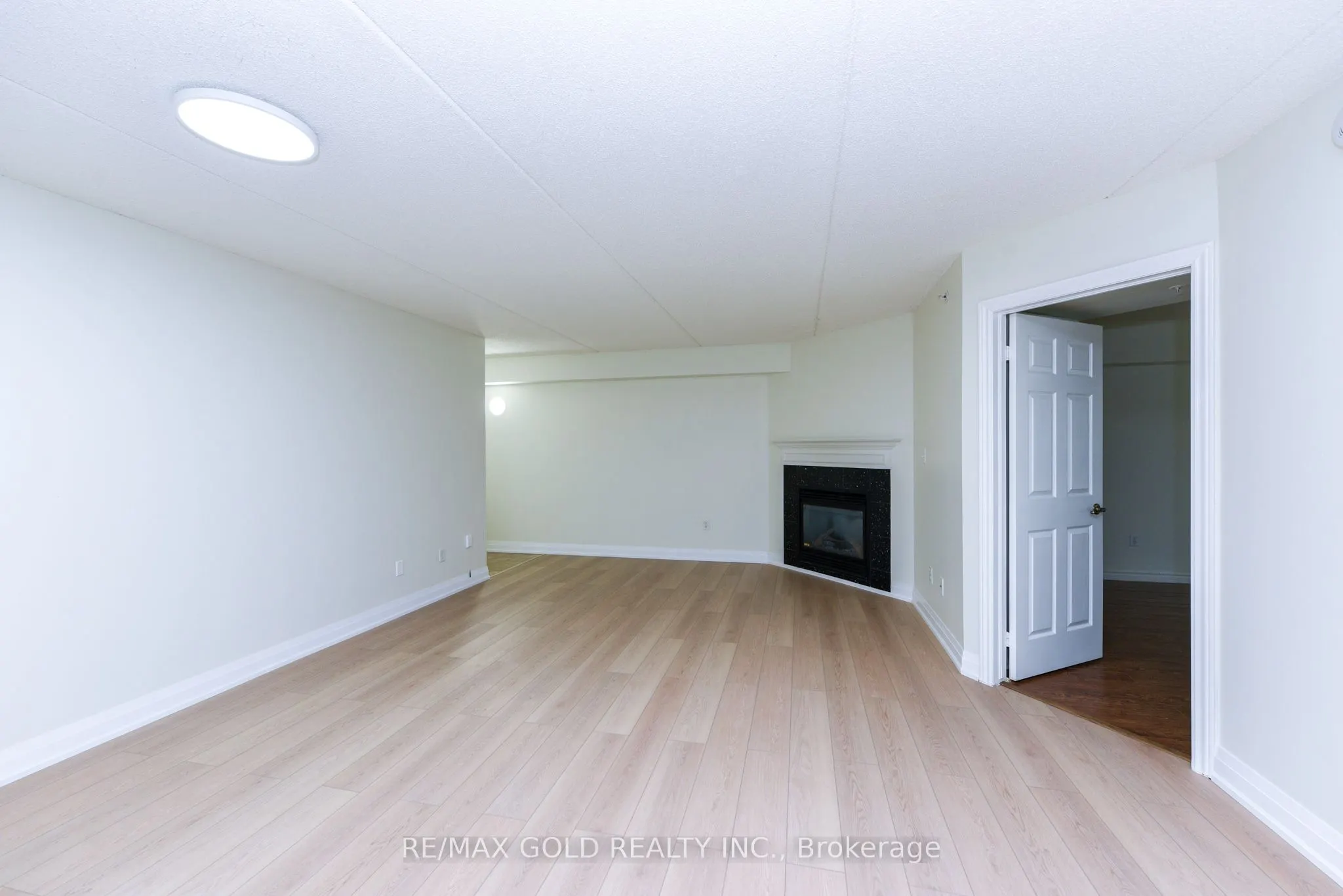 1471 Maple Avenue #112