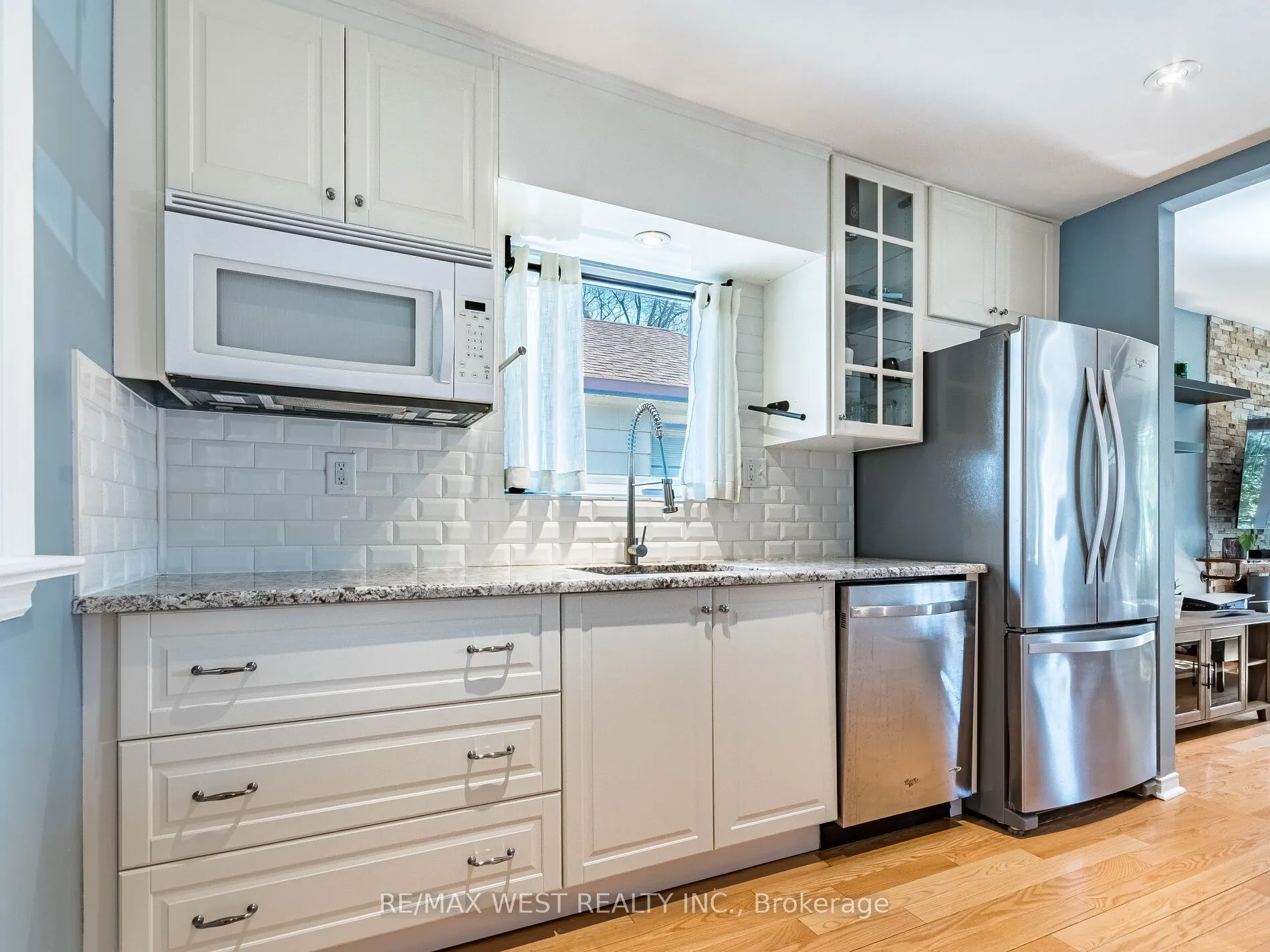 76 Laburnham Avenue