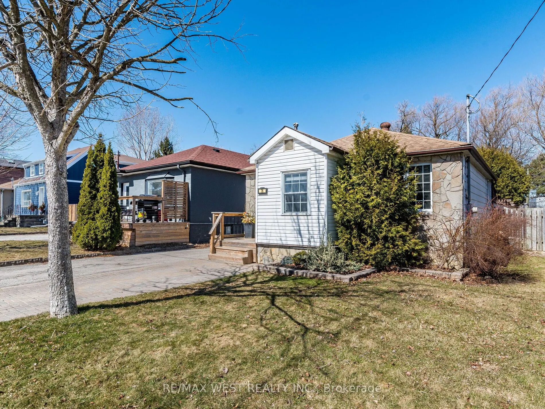 76 Laburnham Avenue