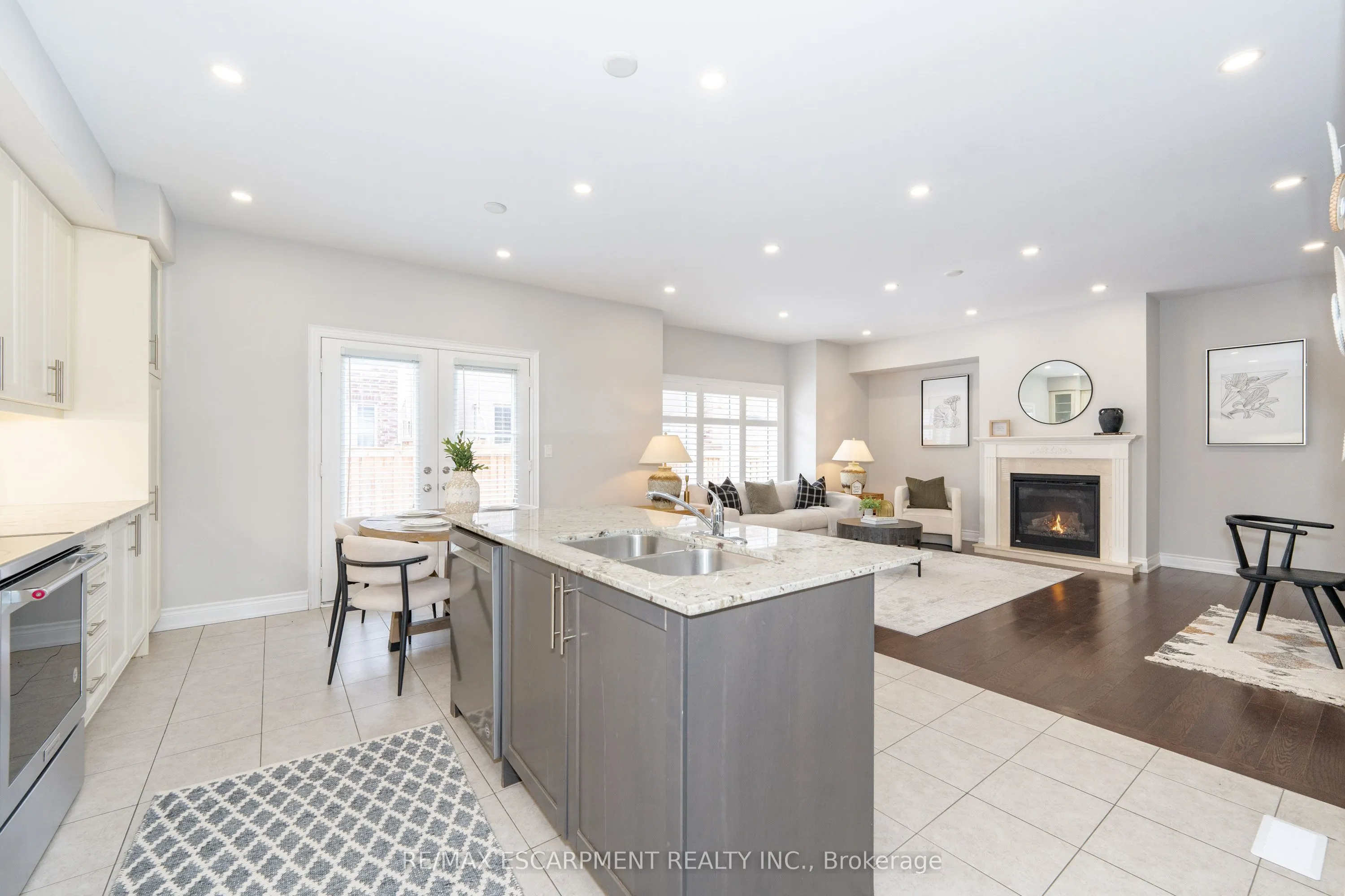 3152 Goodyear Road