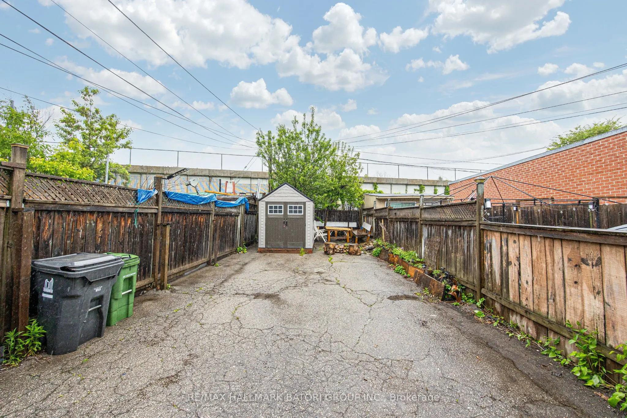 2383 Weston Road