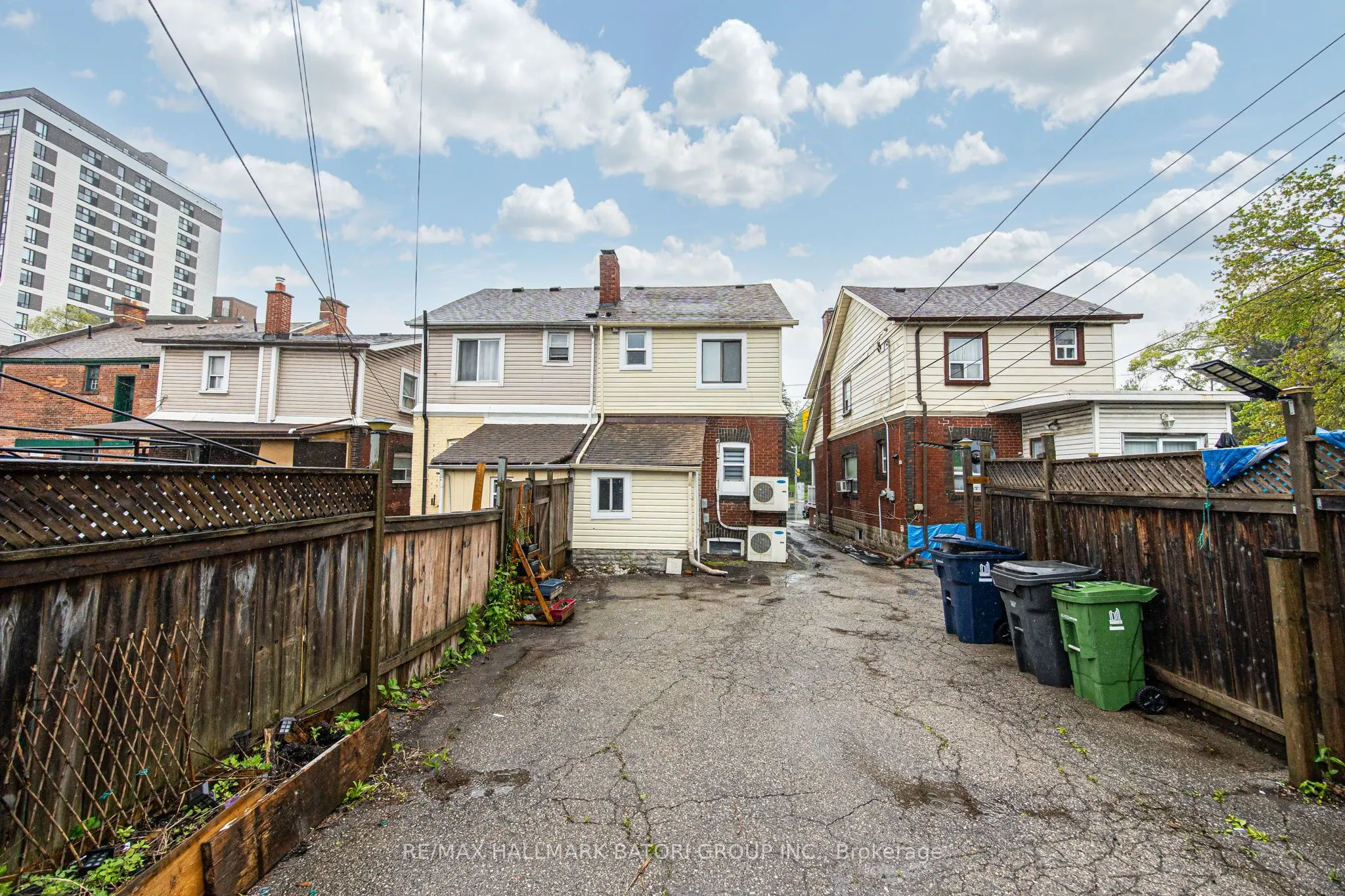 2383 Weston Road