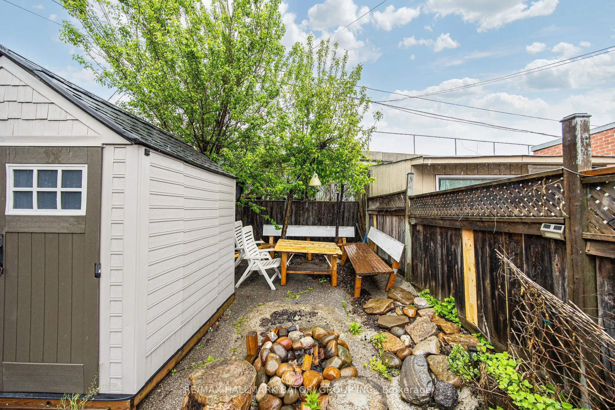 2383 Weston Road
