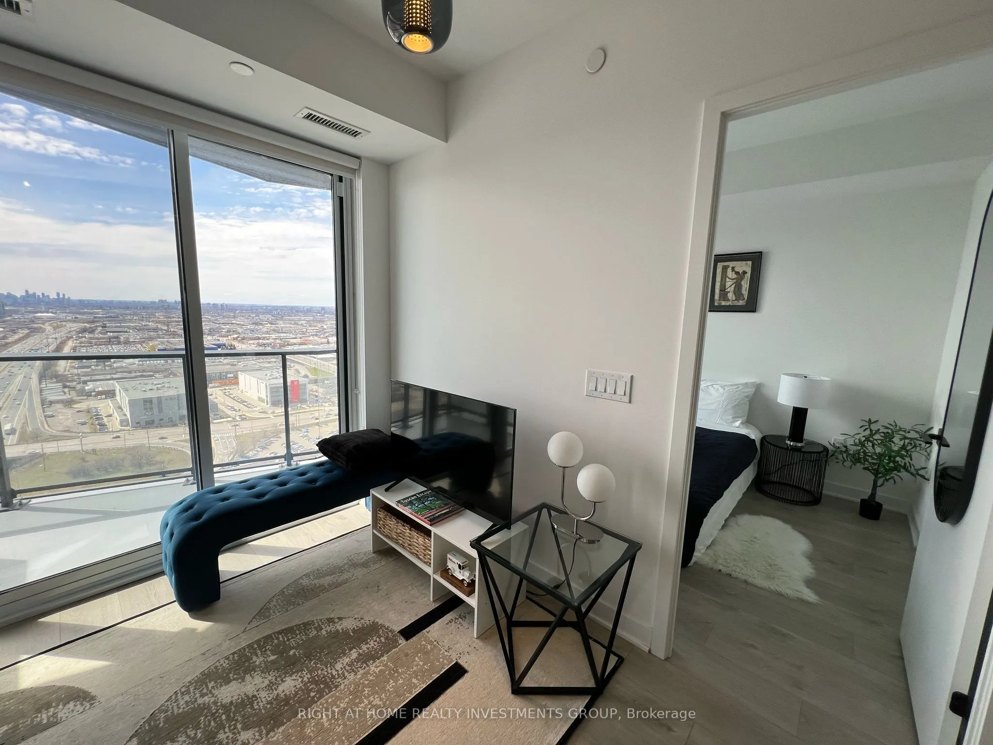 36 Zorra Street, #3211