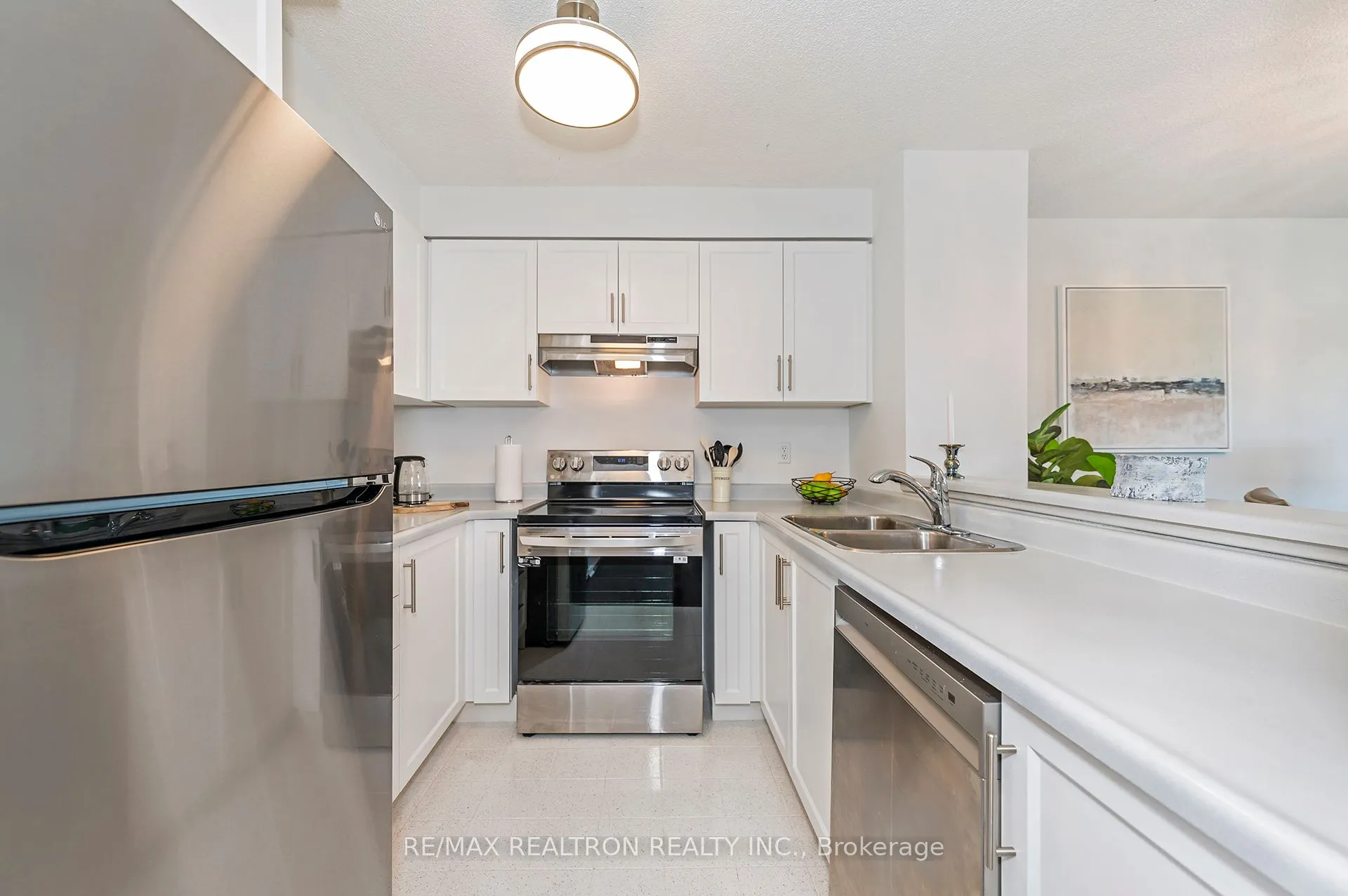 2155 Burnhamthorpe Road W, #1301