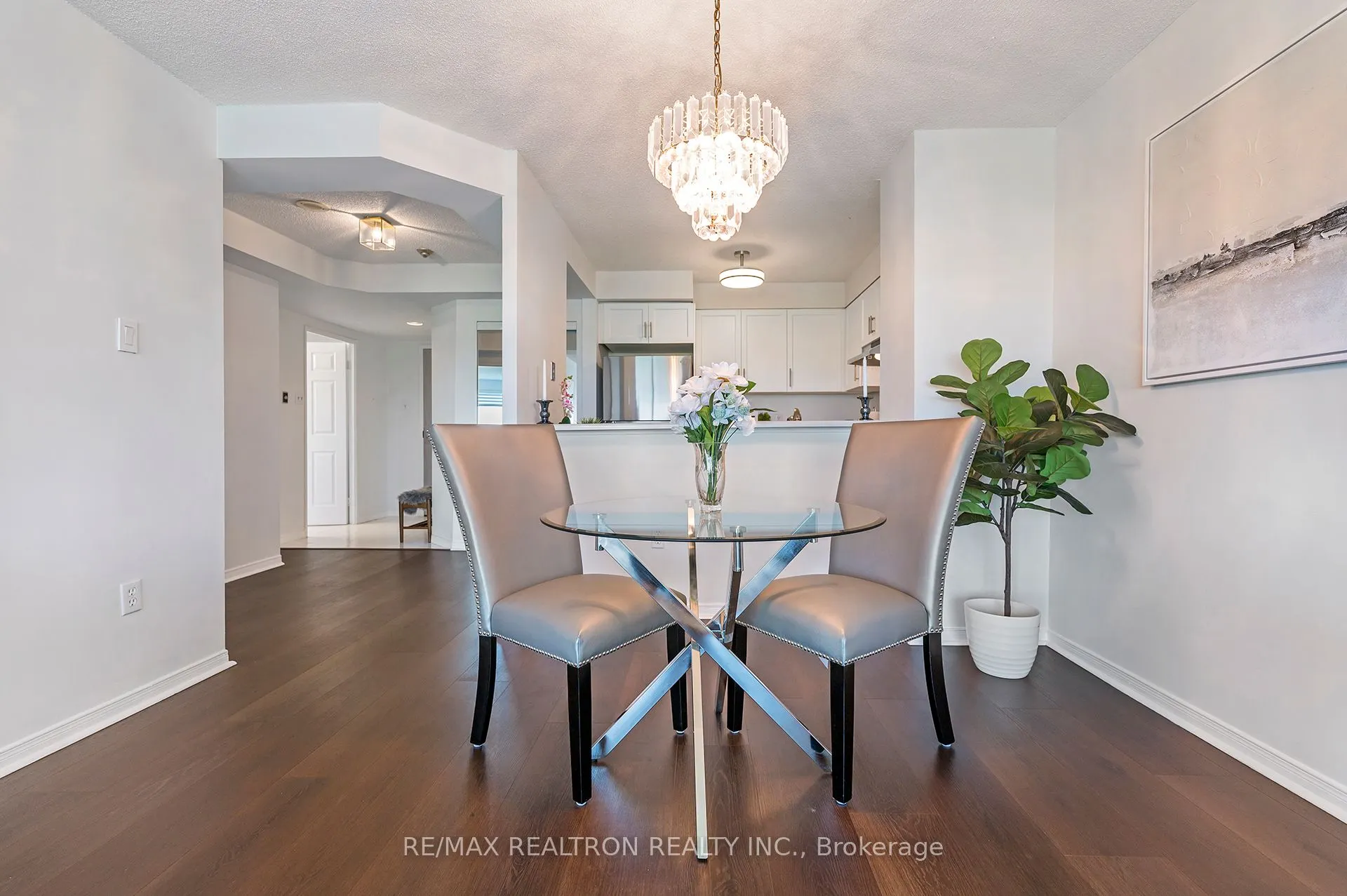 2155 Burnhamthorpe Road W, #1301