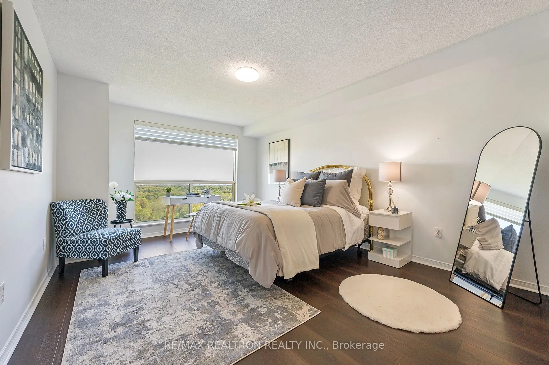 2155 Burnhamthorpe Road W, #1301
