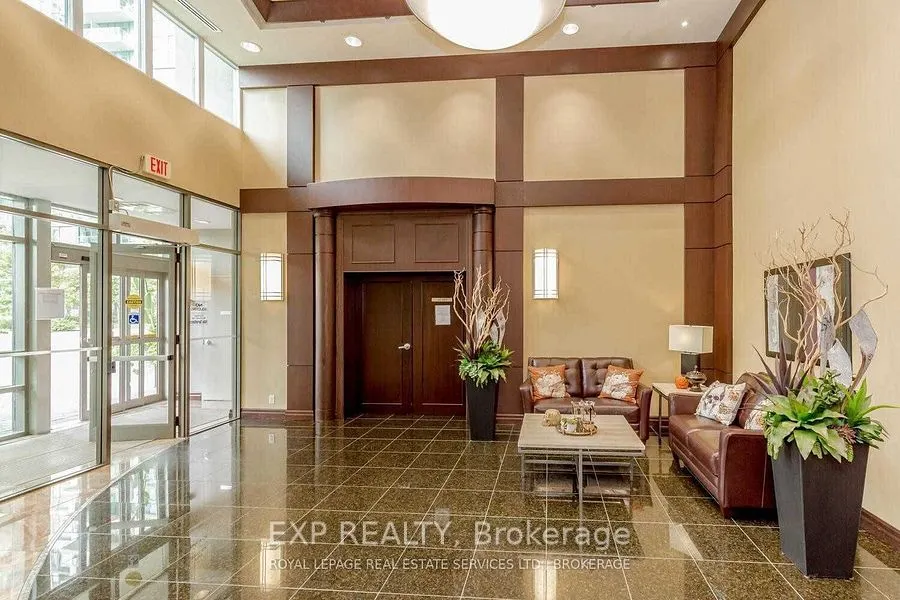 335 Rathburn Road W, #303