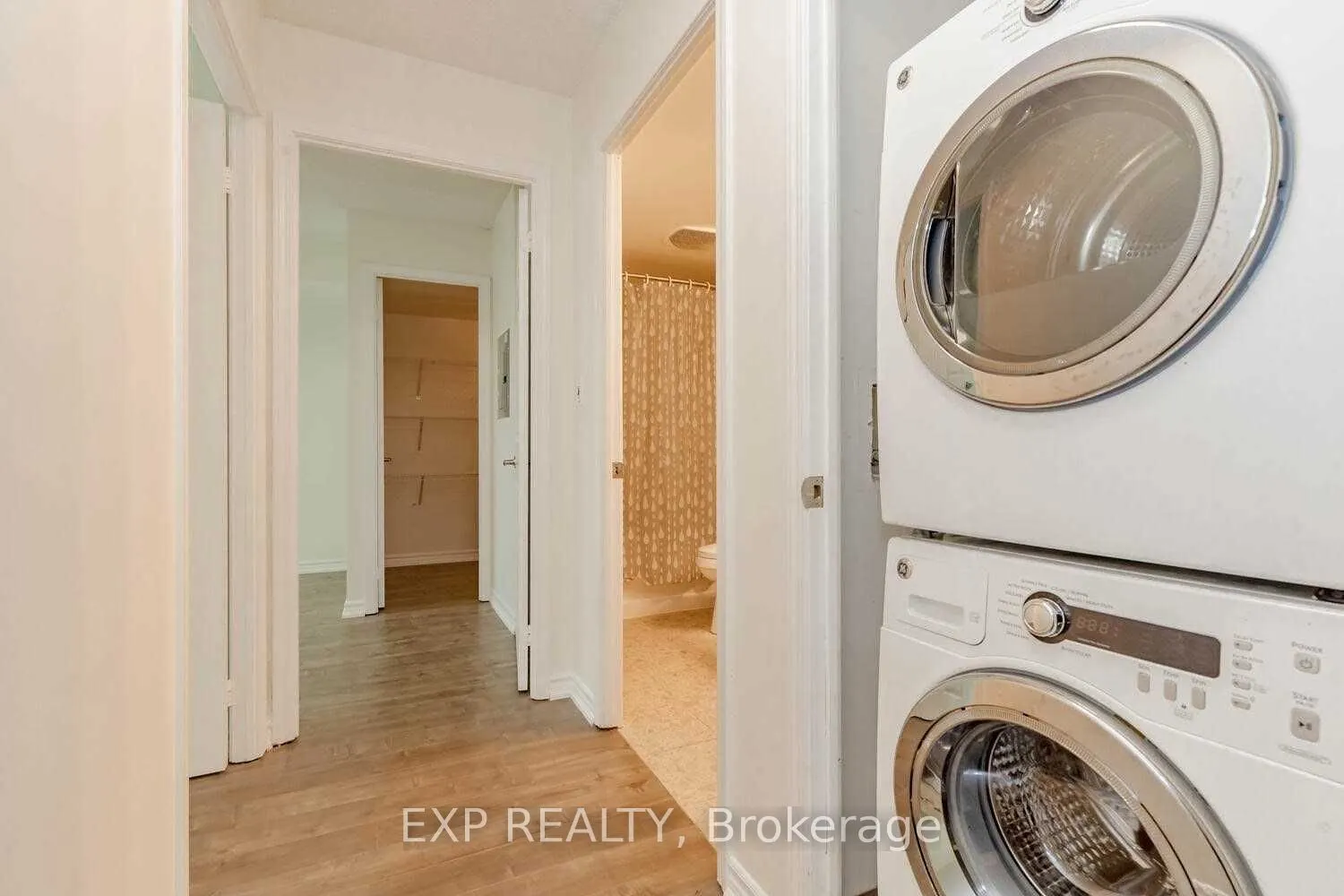 335 Rathburn Road W, #303