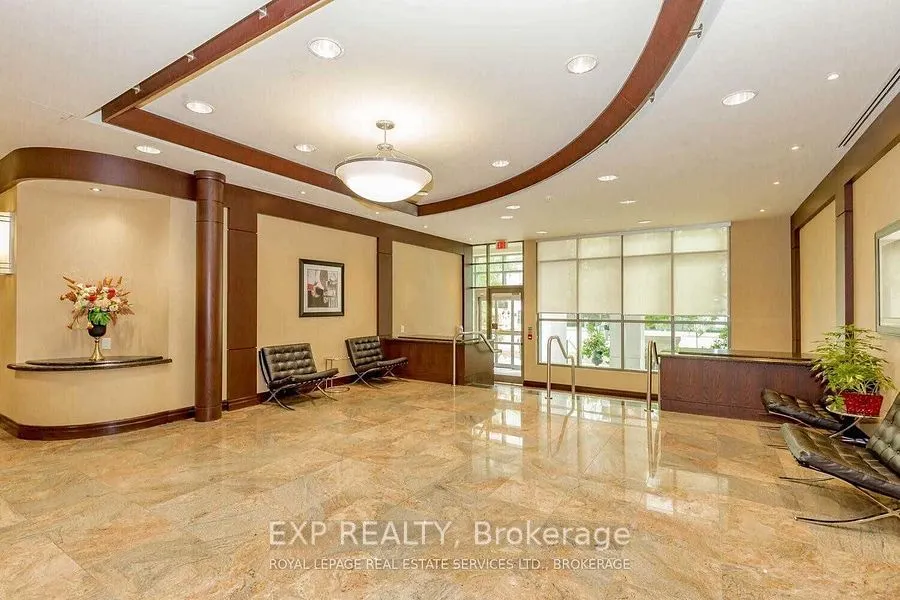 335 Rathburn Road W, #303