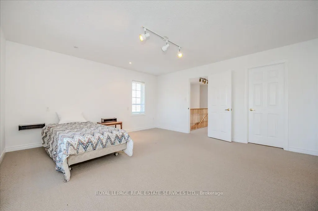 1267 Dorval Drive, #19