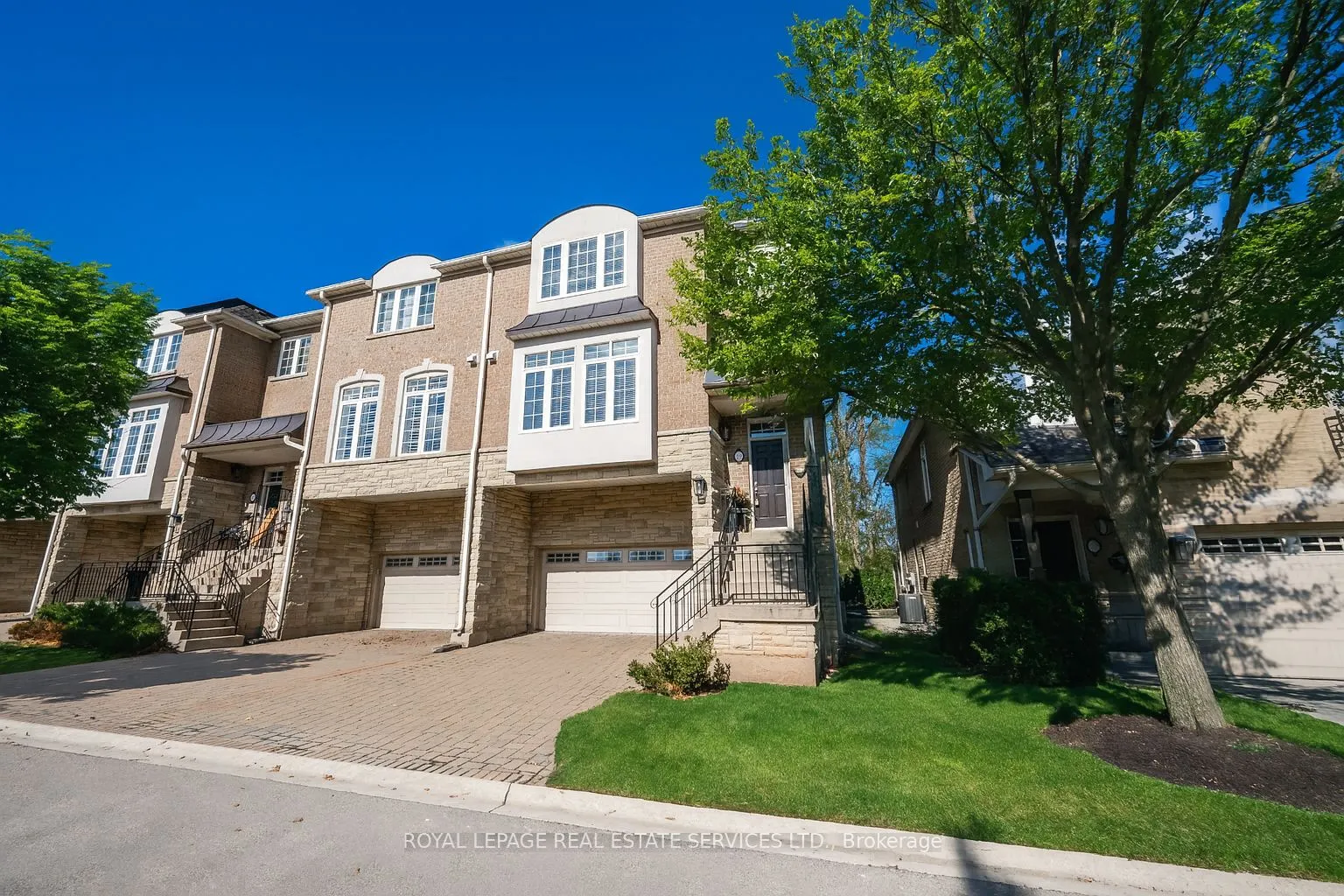 1267 Dorval Drive, #19
