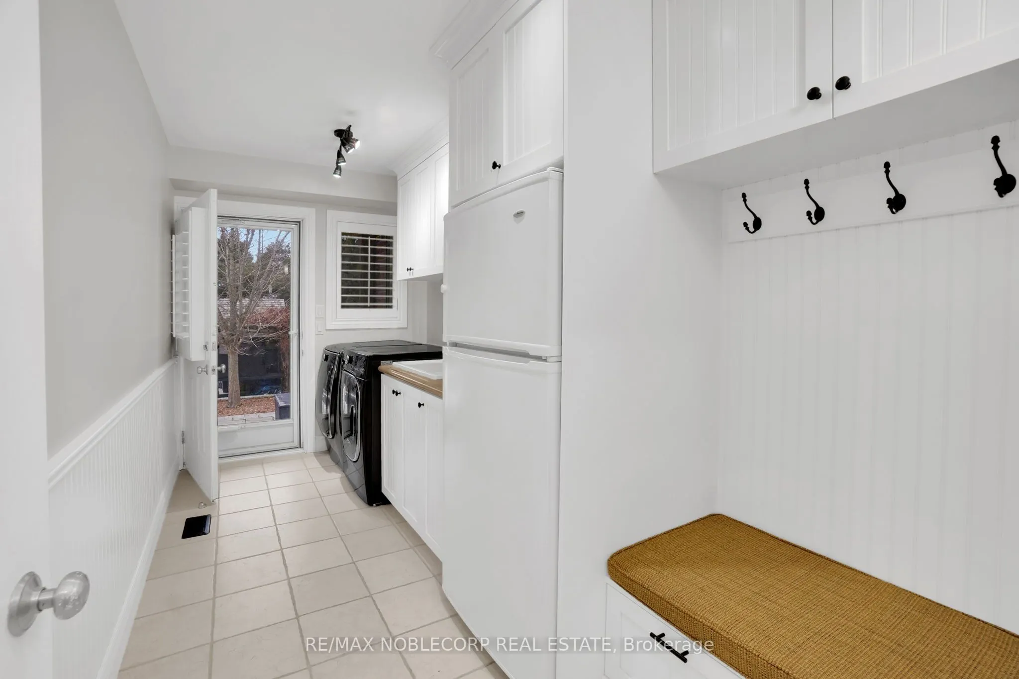 17088 Horseshoe Hill Road