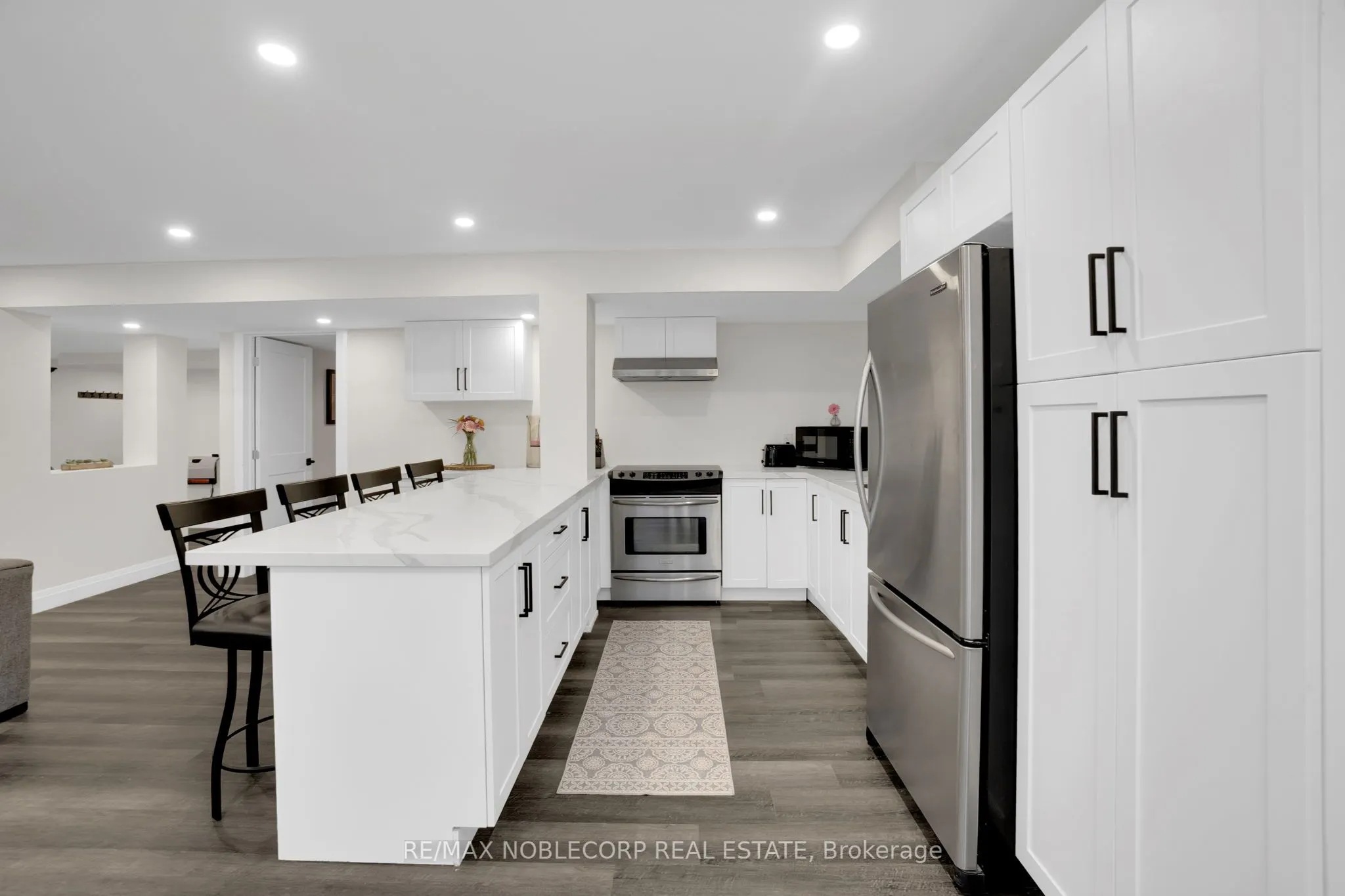 17088 Horseshoe Hill Road