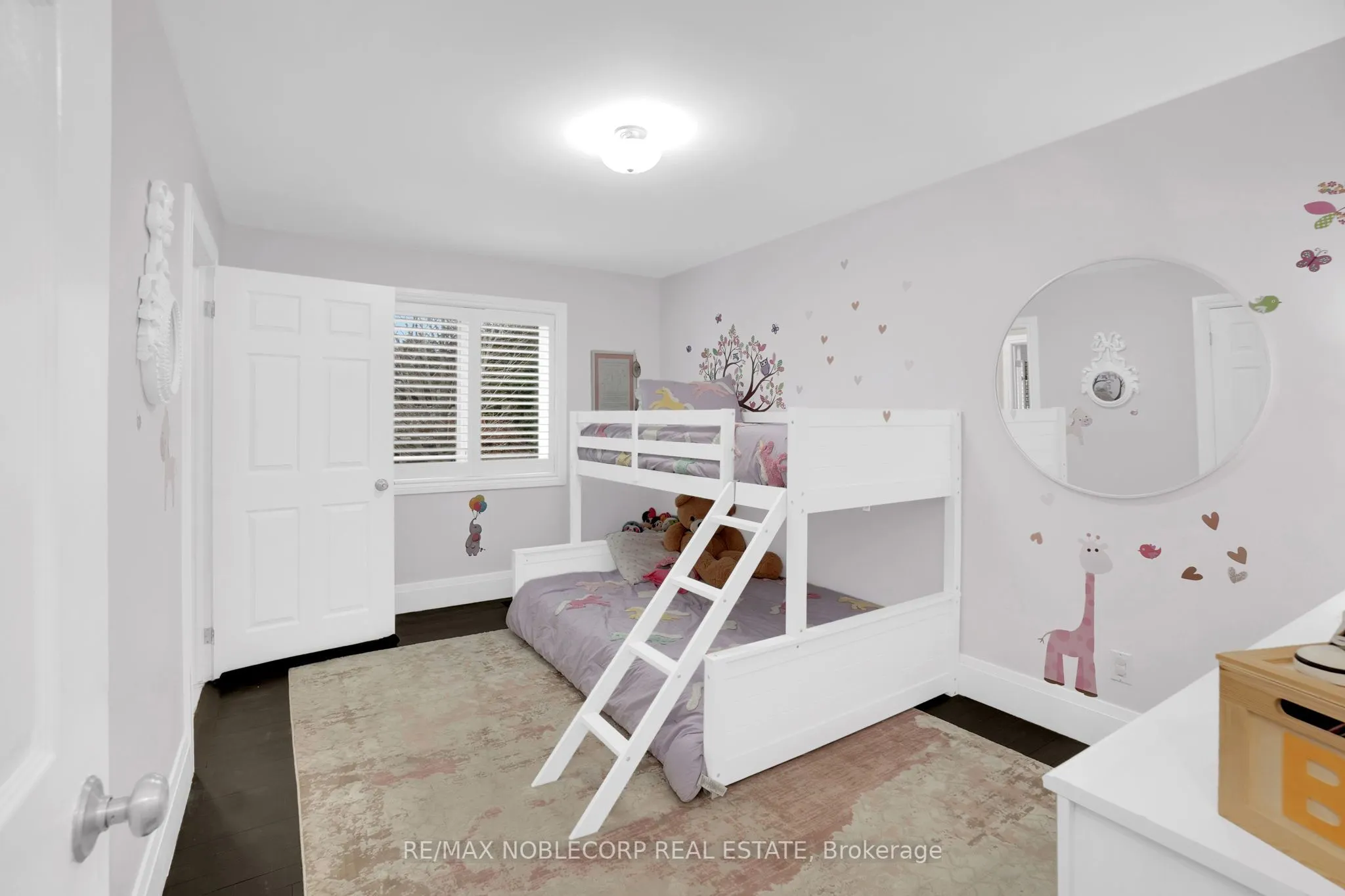 17088 Horseshoe Hill Road