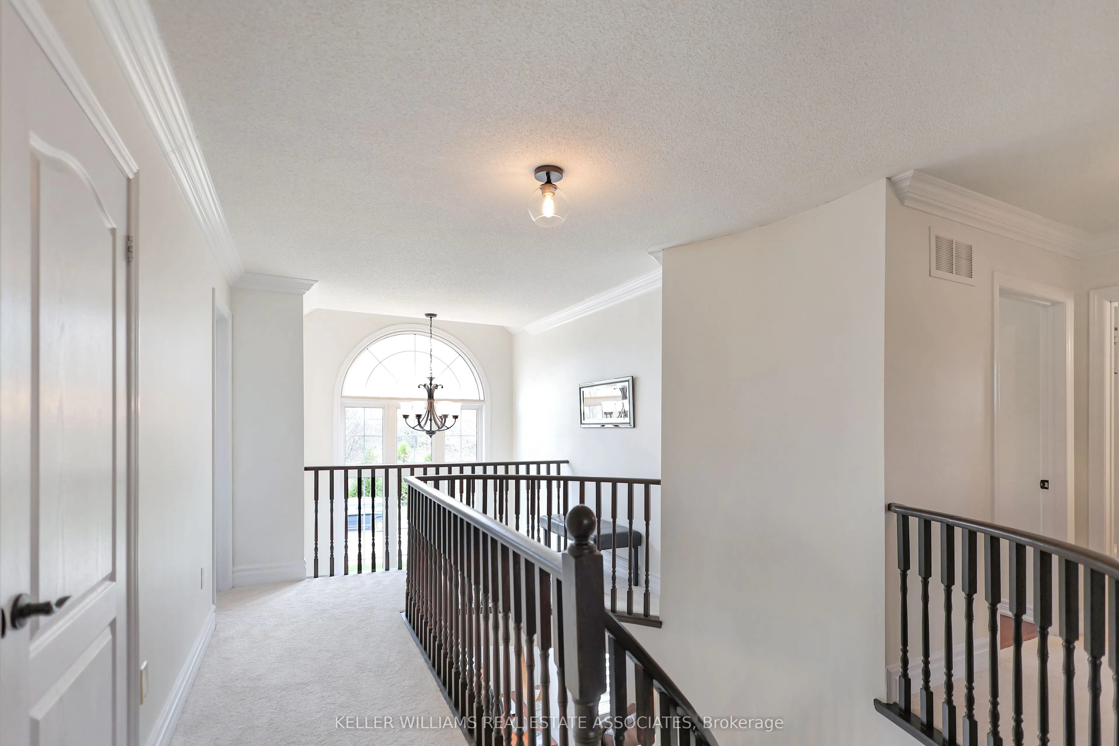15 Johnson Crescent