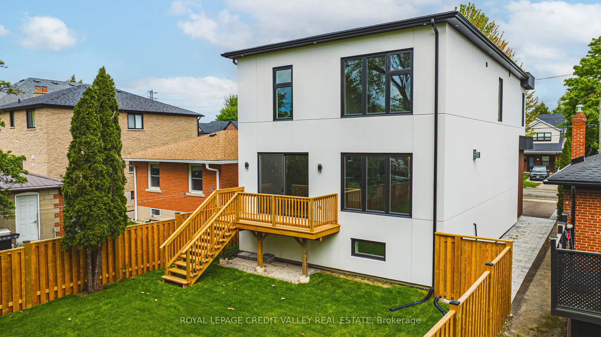 18 Bellman Avenue