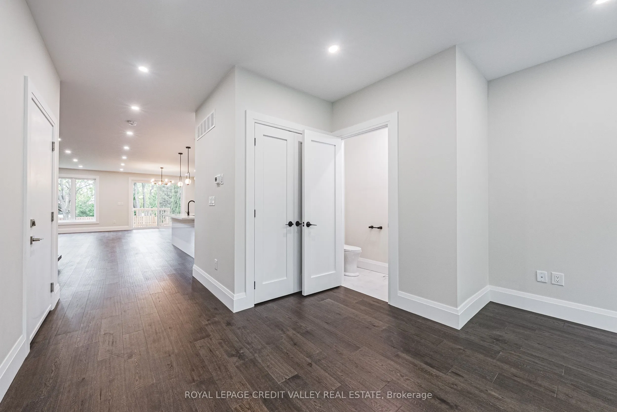 18 Bellman Avenue