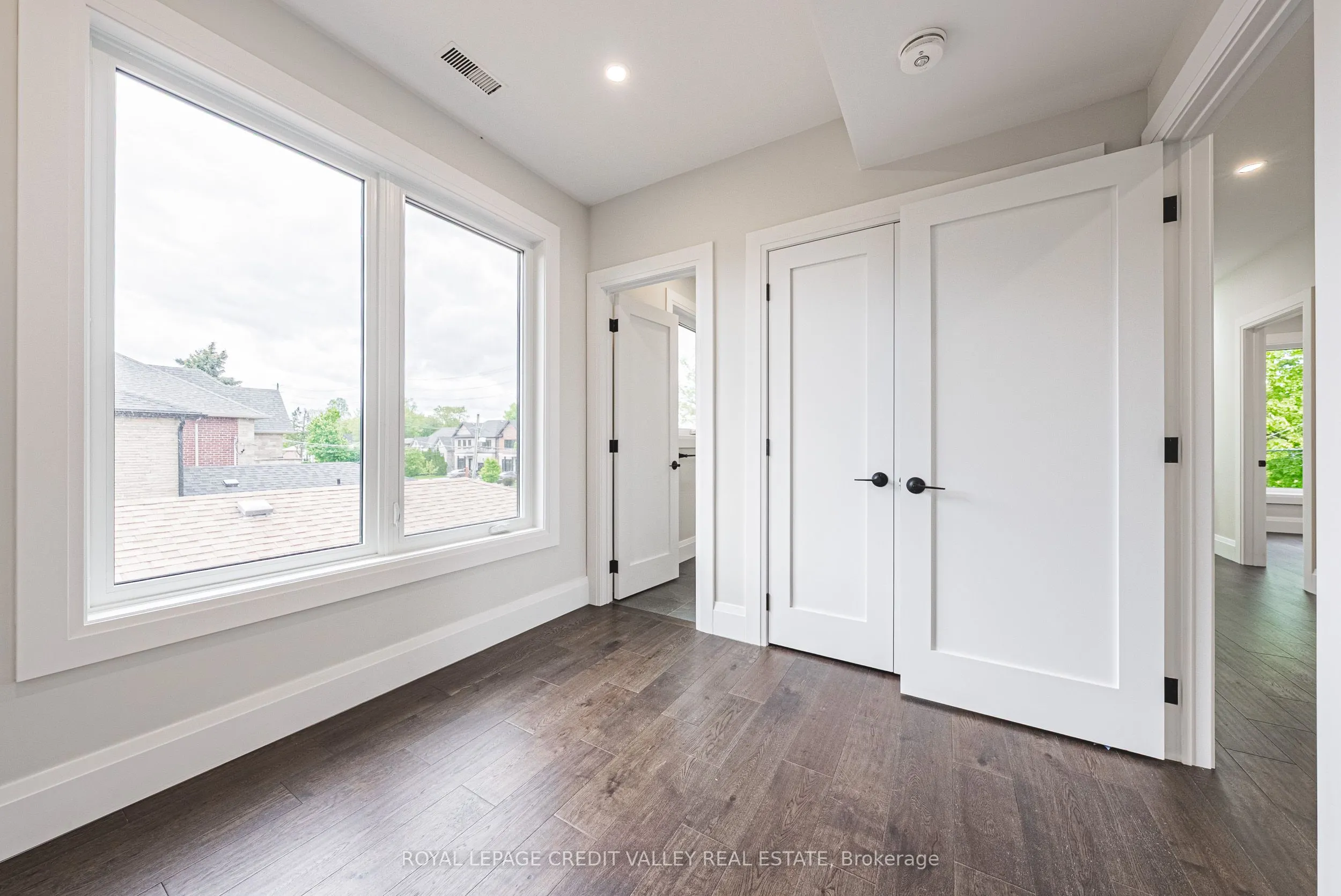 18 Bellman Avenue